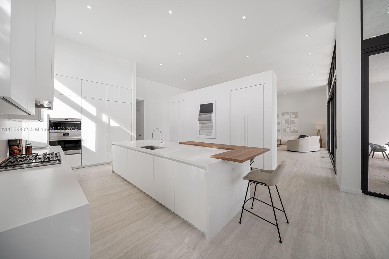 DIPLOMAT GOLF ESTATES ADD - Residential