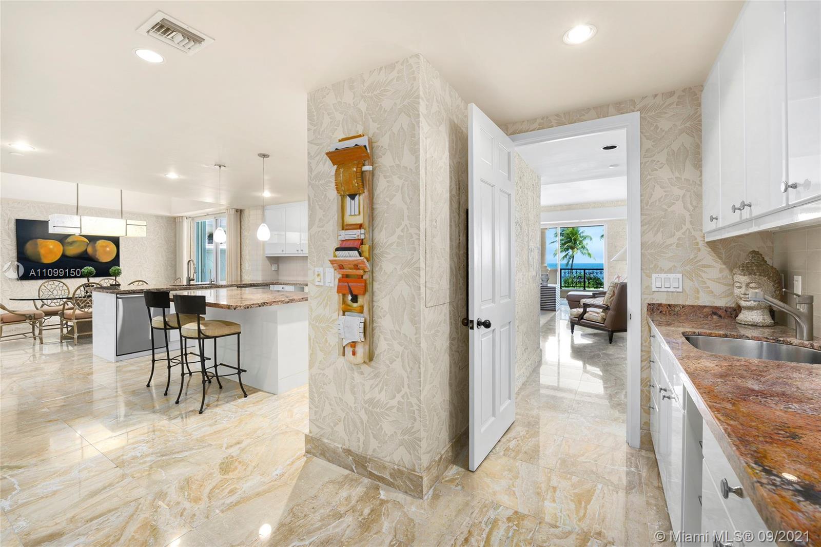 OCEANSIDE FISHER ISL COND - Residential