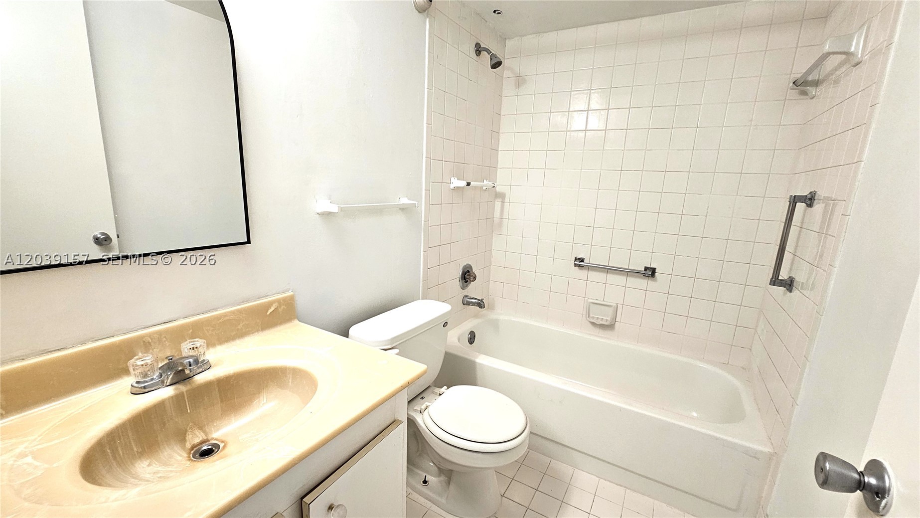 KINGSLEY AT CENTURY VILLA - Residential