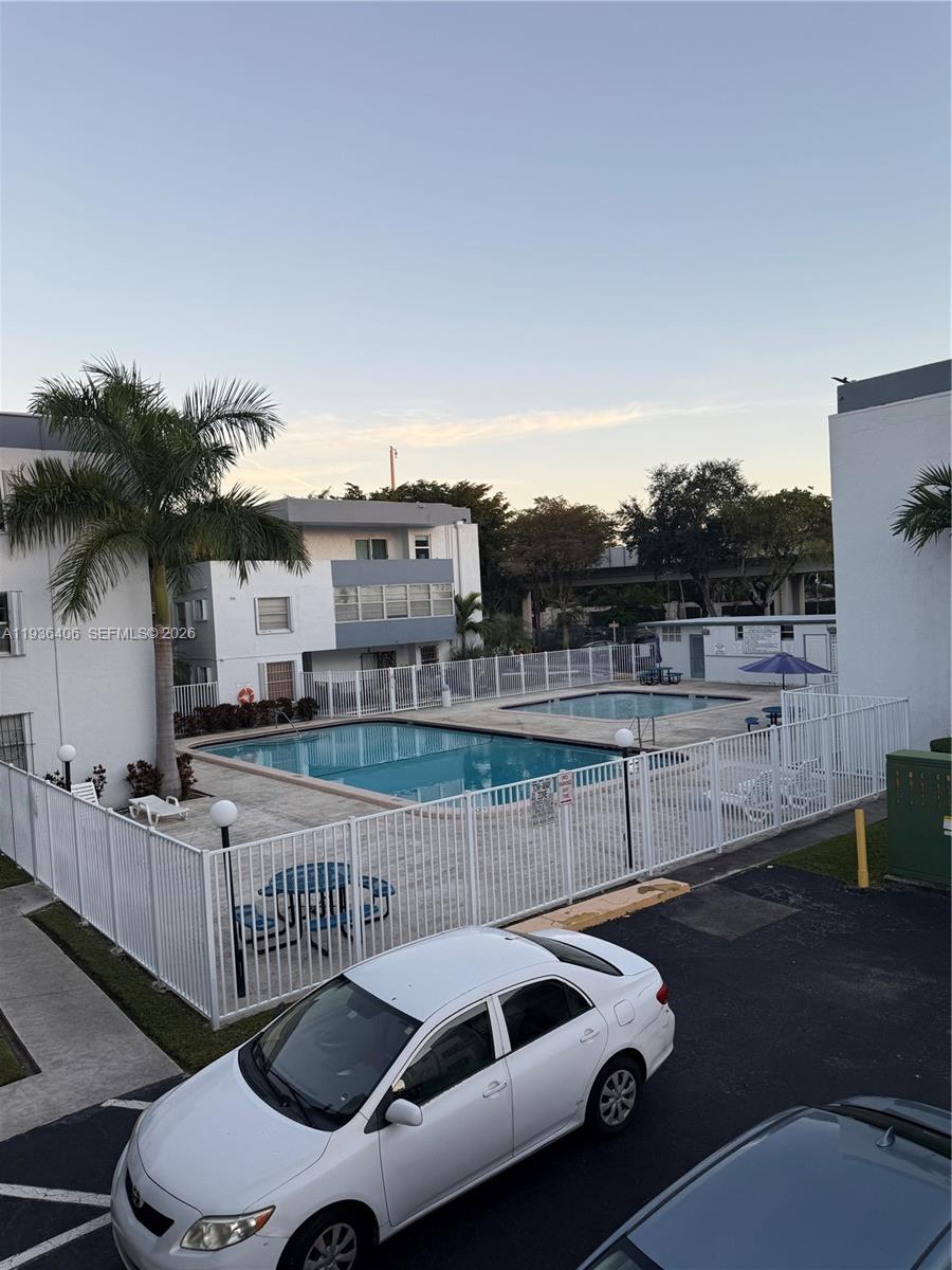 GROVE GARDENS CONDO - Residential