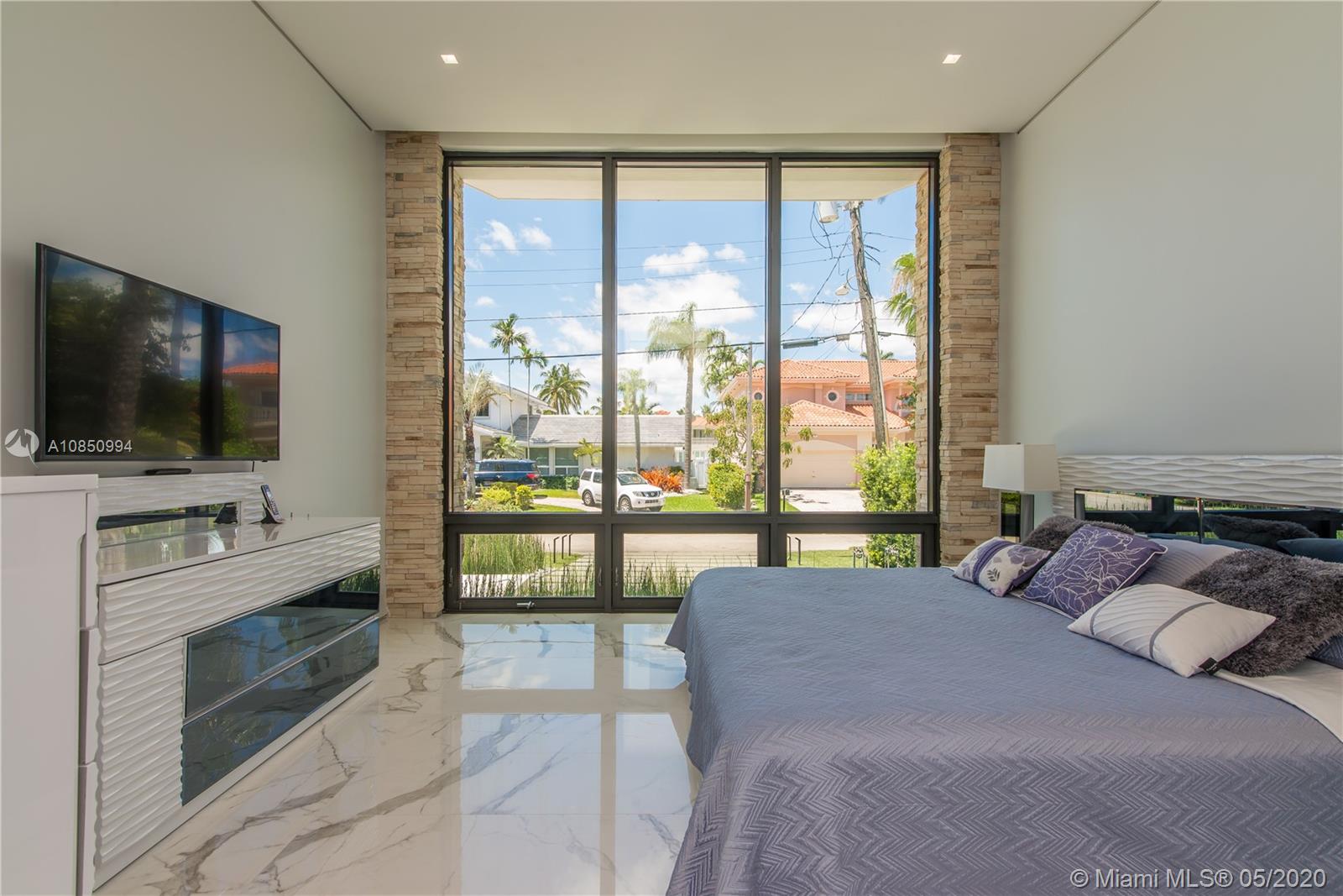 EASTERN SHORES - Residential