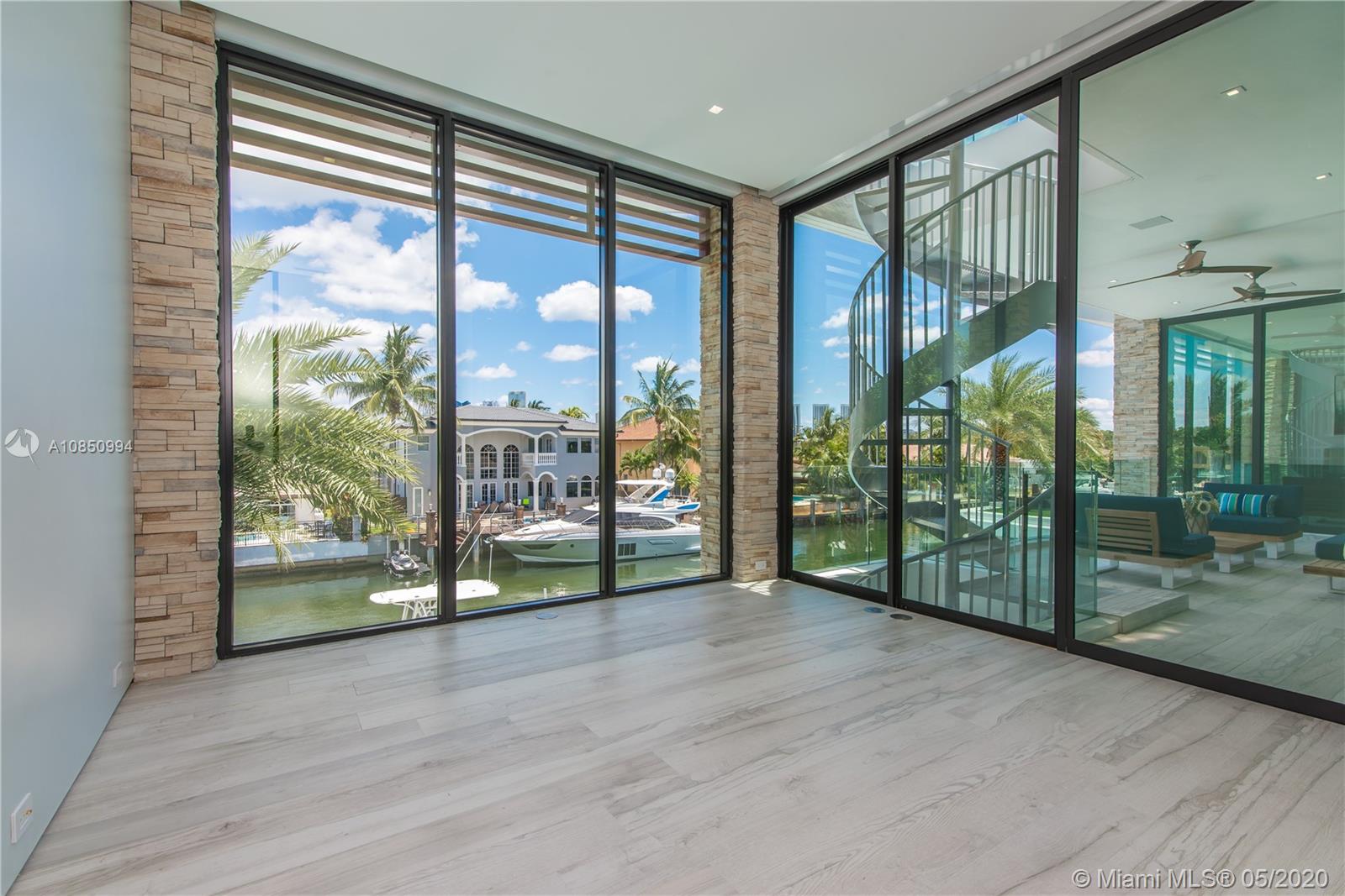 EASTERN SHORES - Residential