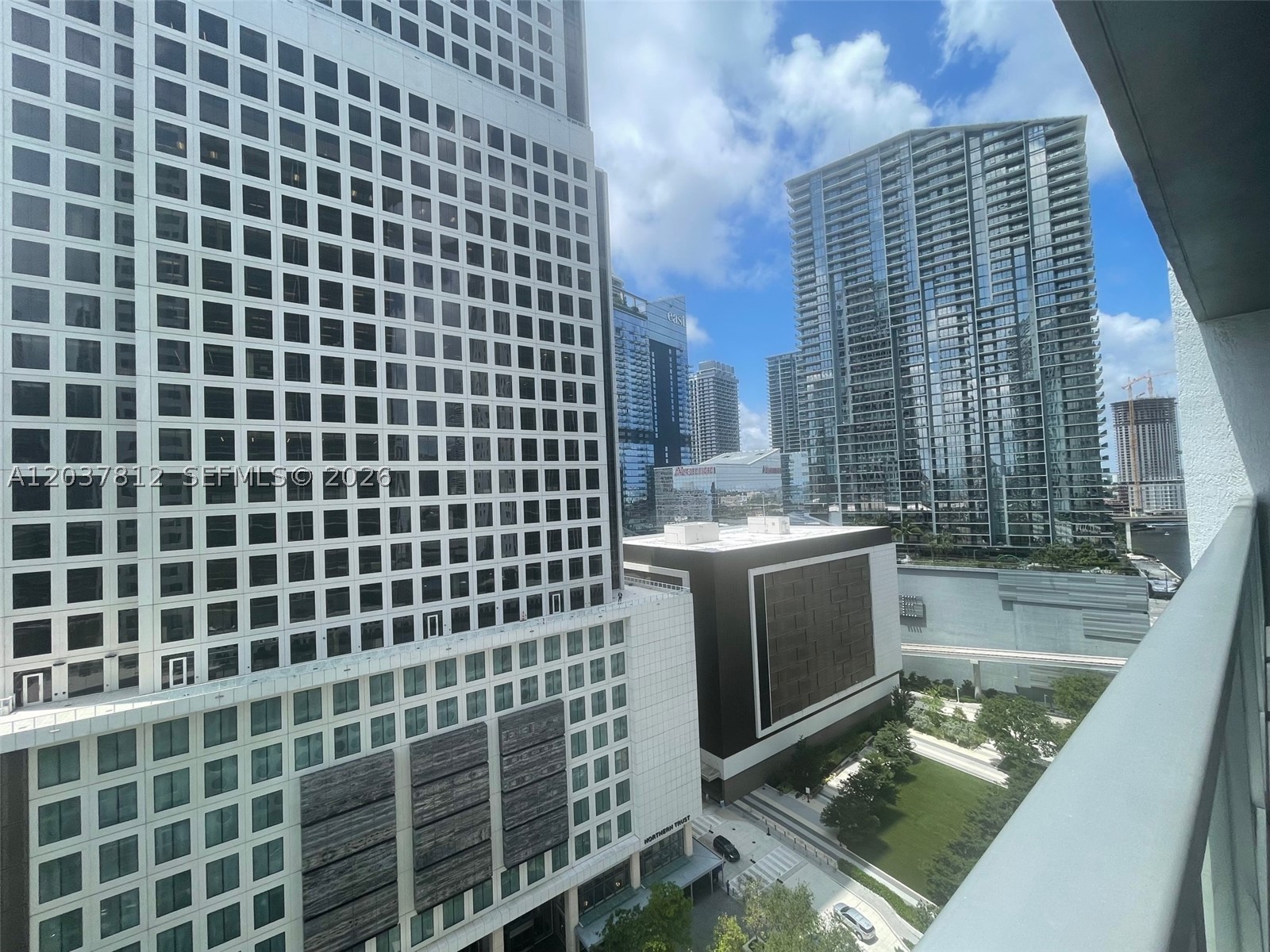 500 BRICKELL EAST CONDO - Residential