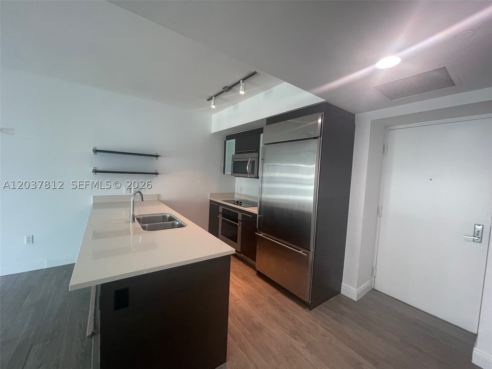 500 BRICKELL EAST CONDO - Residential