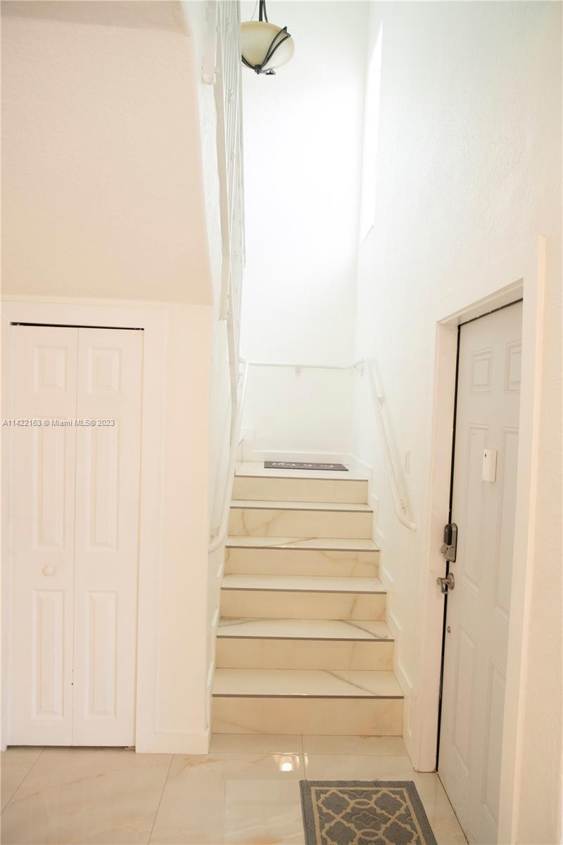 TROPICAL LANDINGS CONDO - Residential