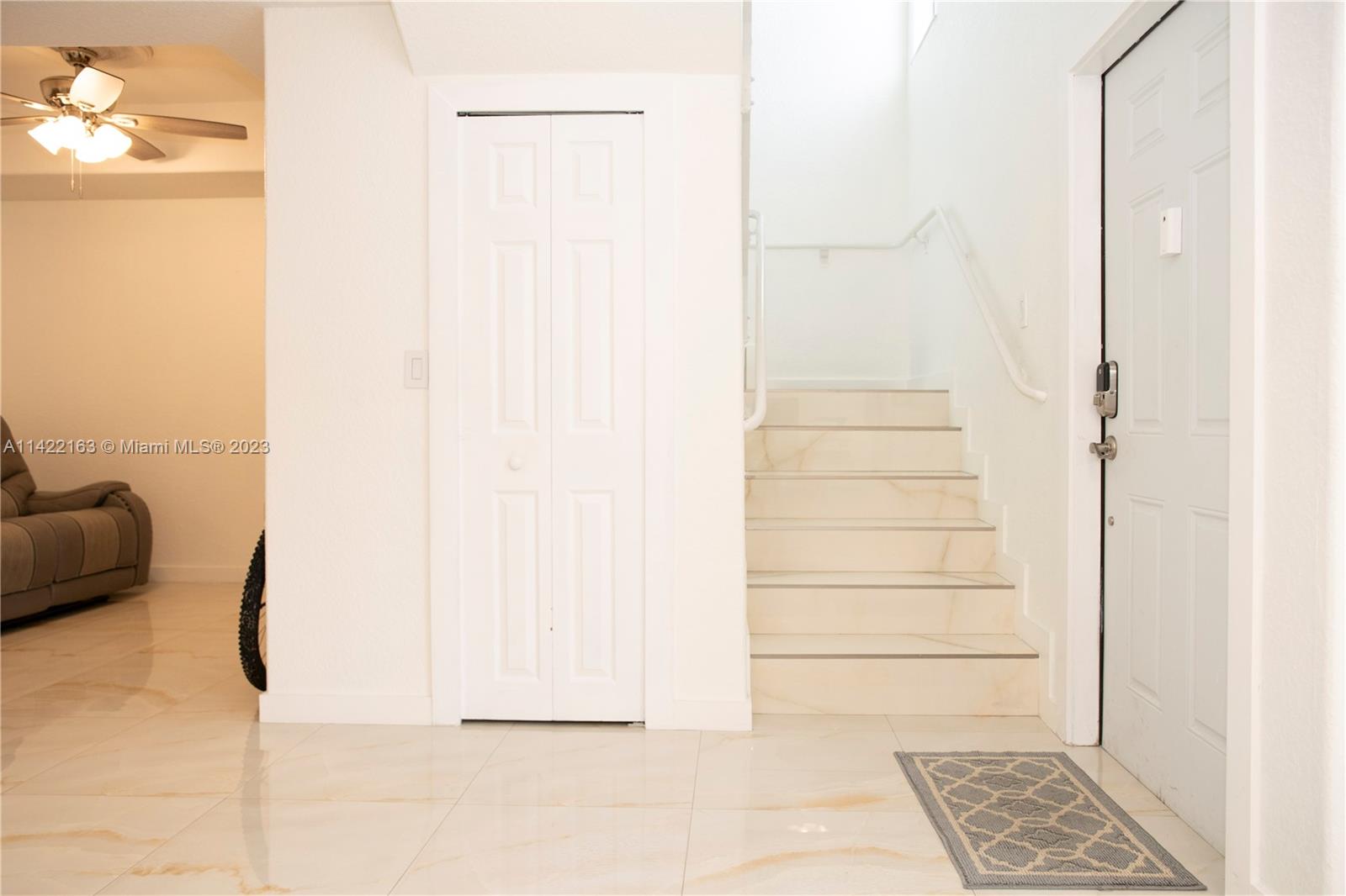 TROPICAL LANDINGS CONDO - Residential