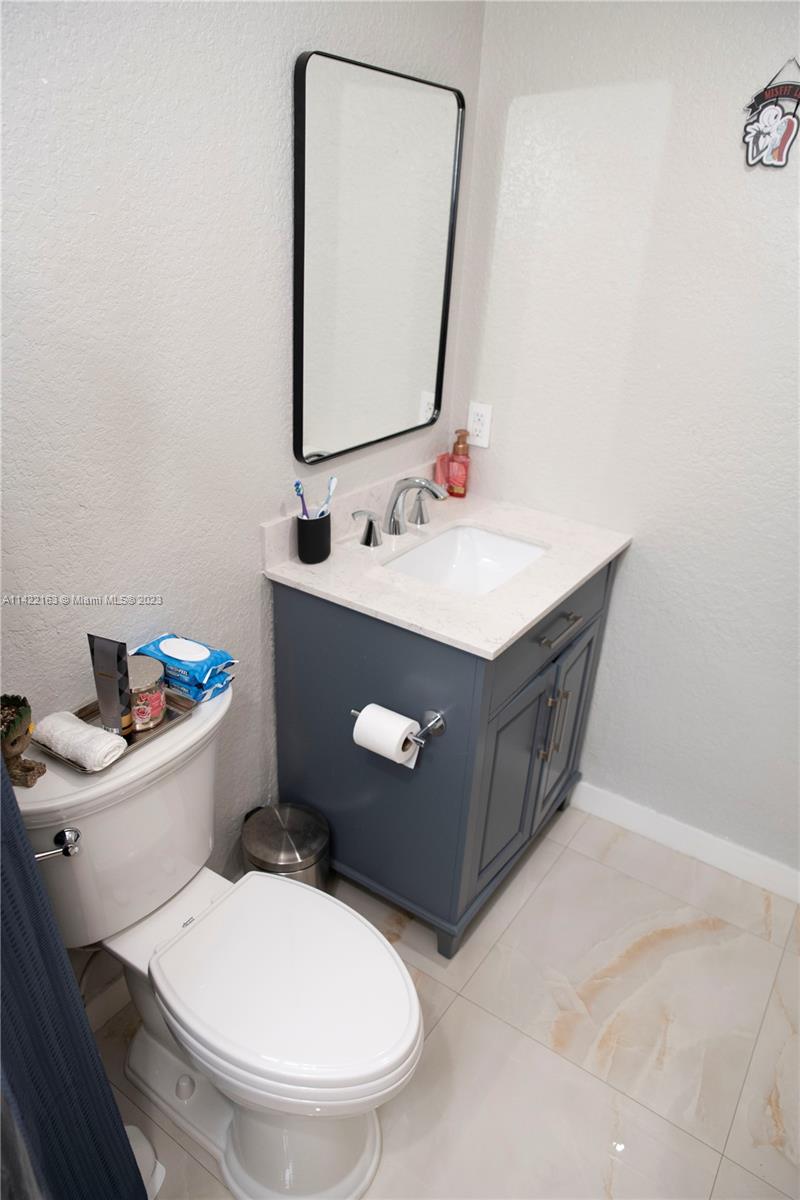 TROPICAL LANDINGS CONDO - Residential