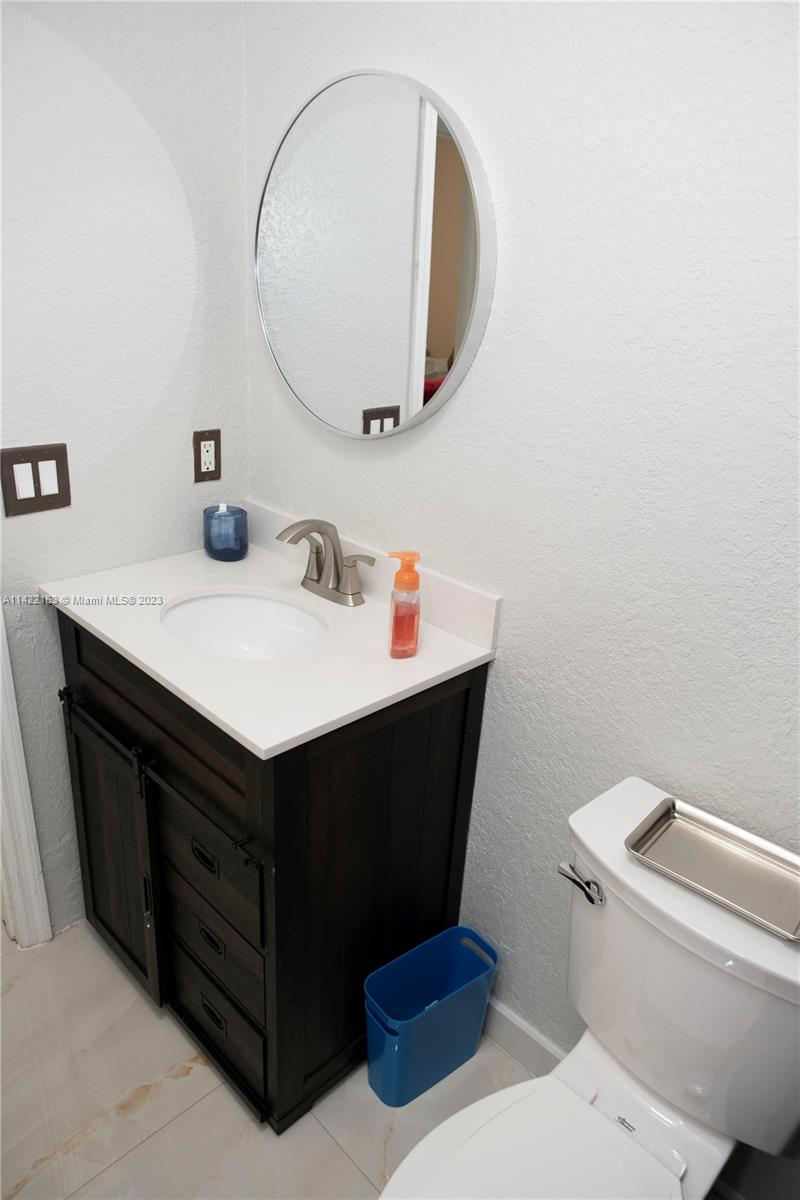 TROPICAL LANDINGS CONDO - Residential