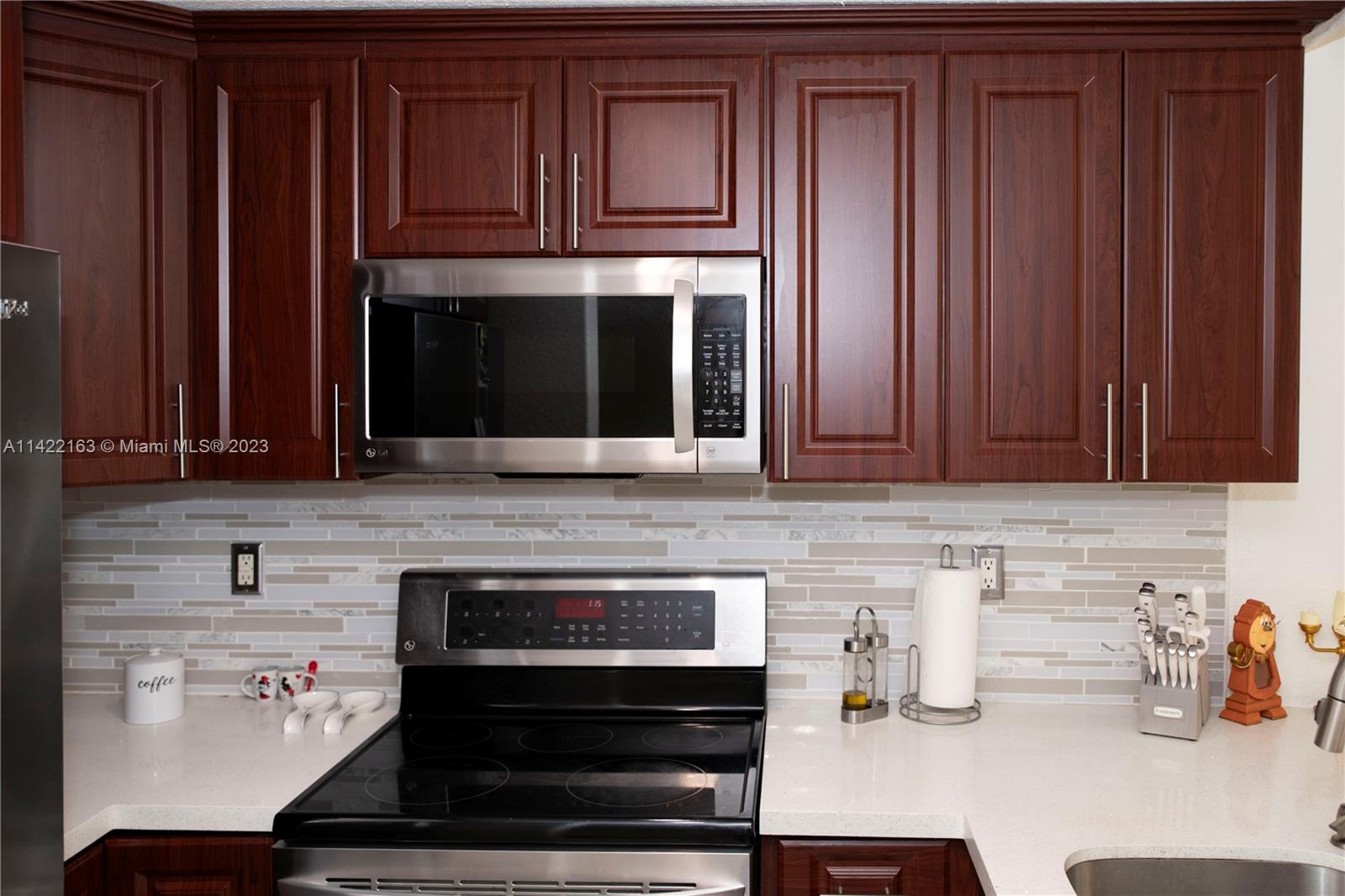 TROPICAL LANDINGS CONDO - Residential