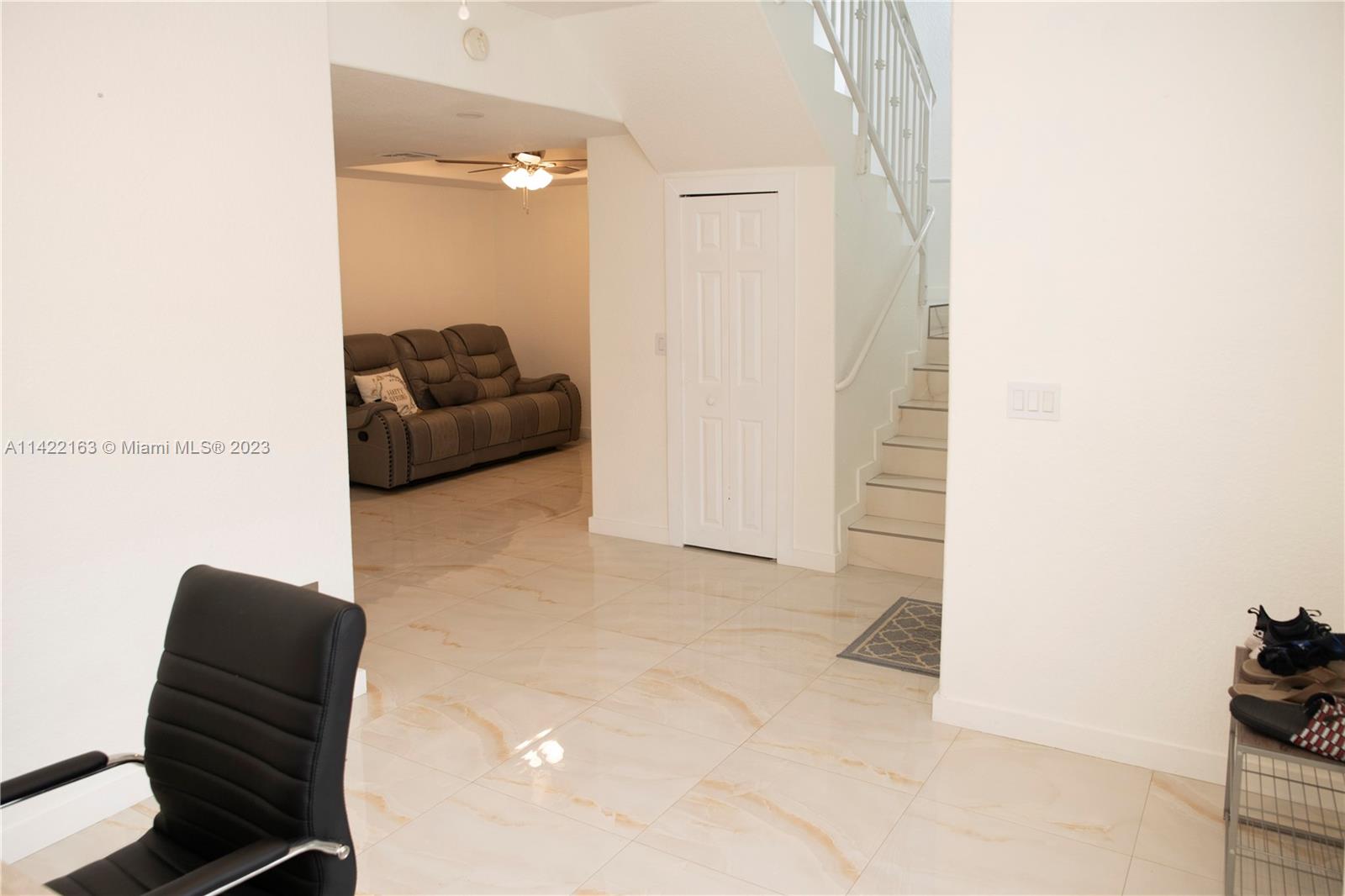 TROPICAL LANDINGS CONDO - Residential