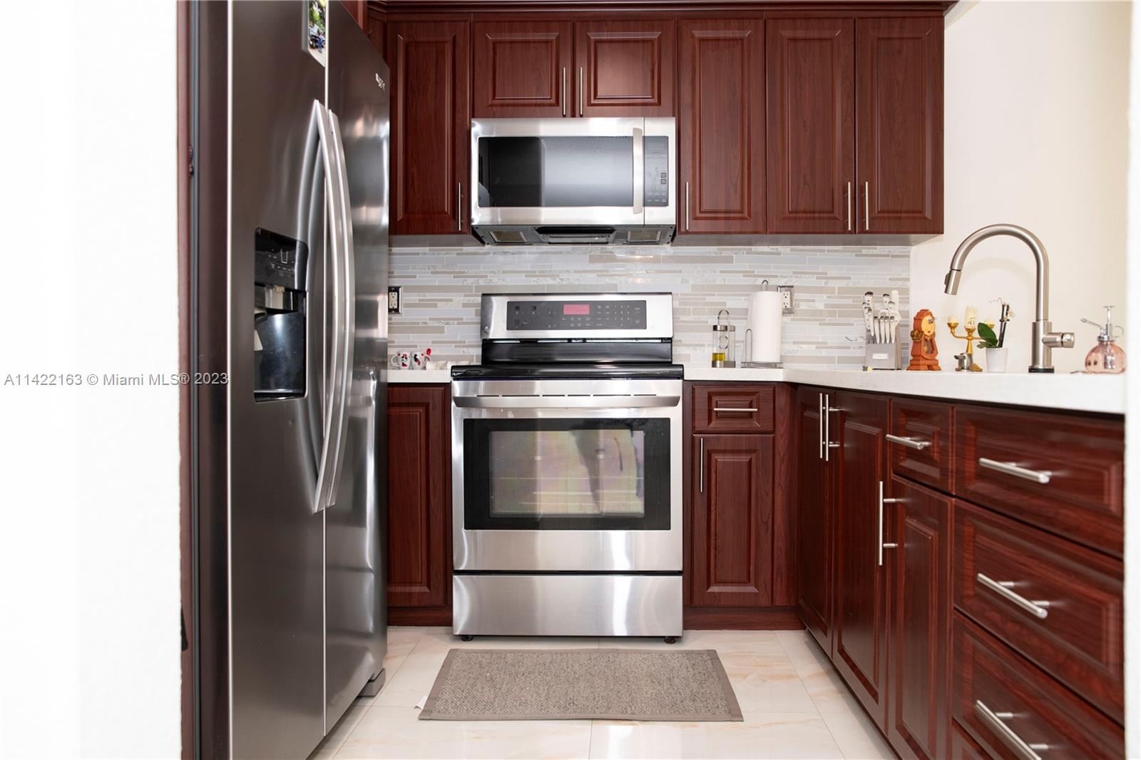 TROPICAL LANDINGS CONDO - Residential