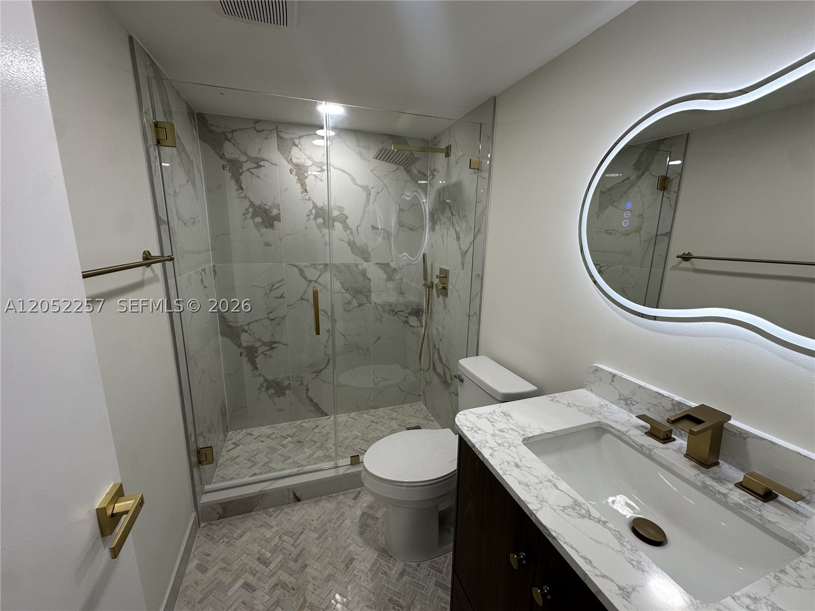 KINGSLEY AT CENTURY VILLA - Residential