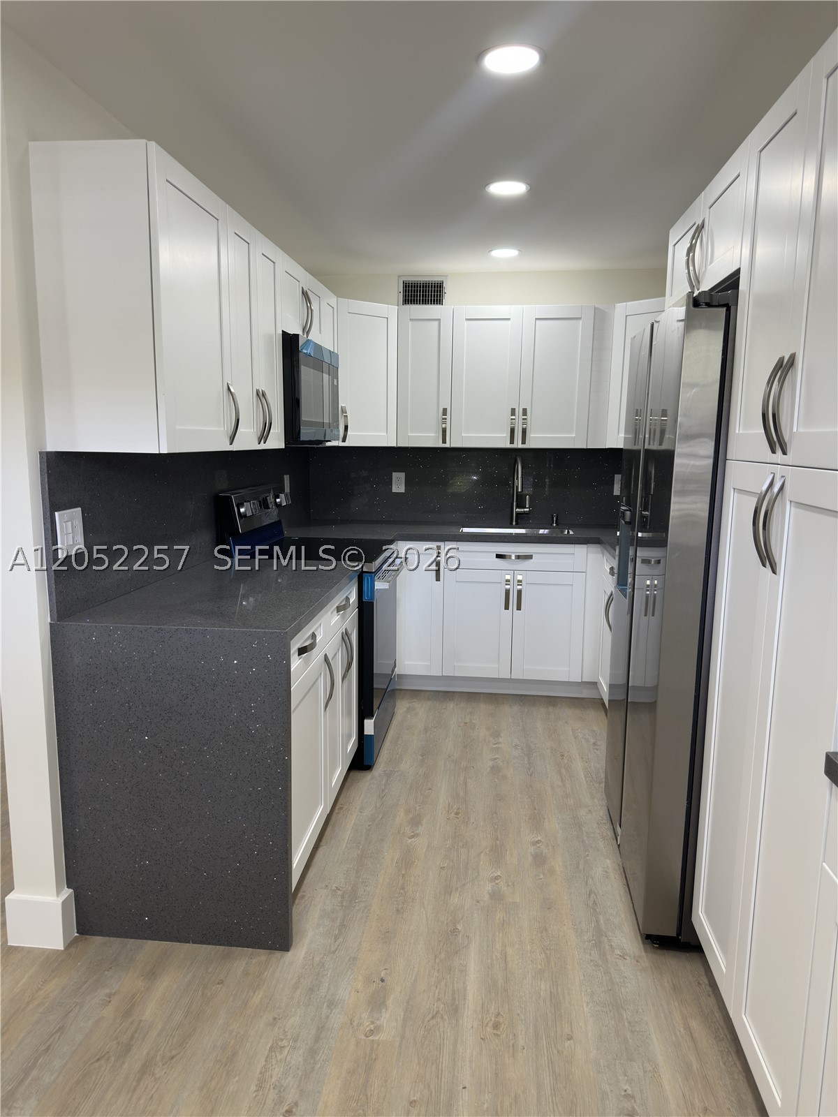 KINGSLEY AT CENTURY VILLA - Residential