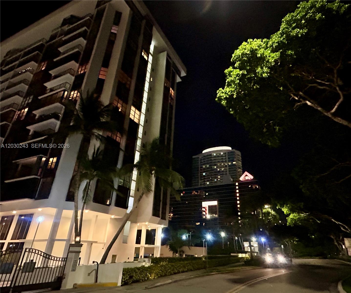 BRICKELL PLACE PHASE II C - Residential