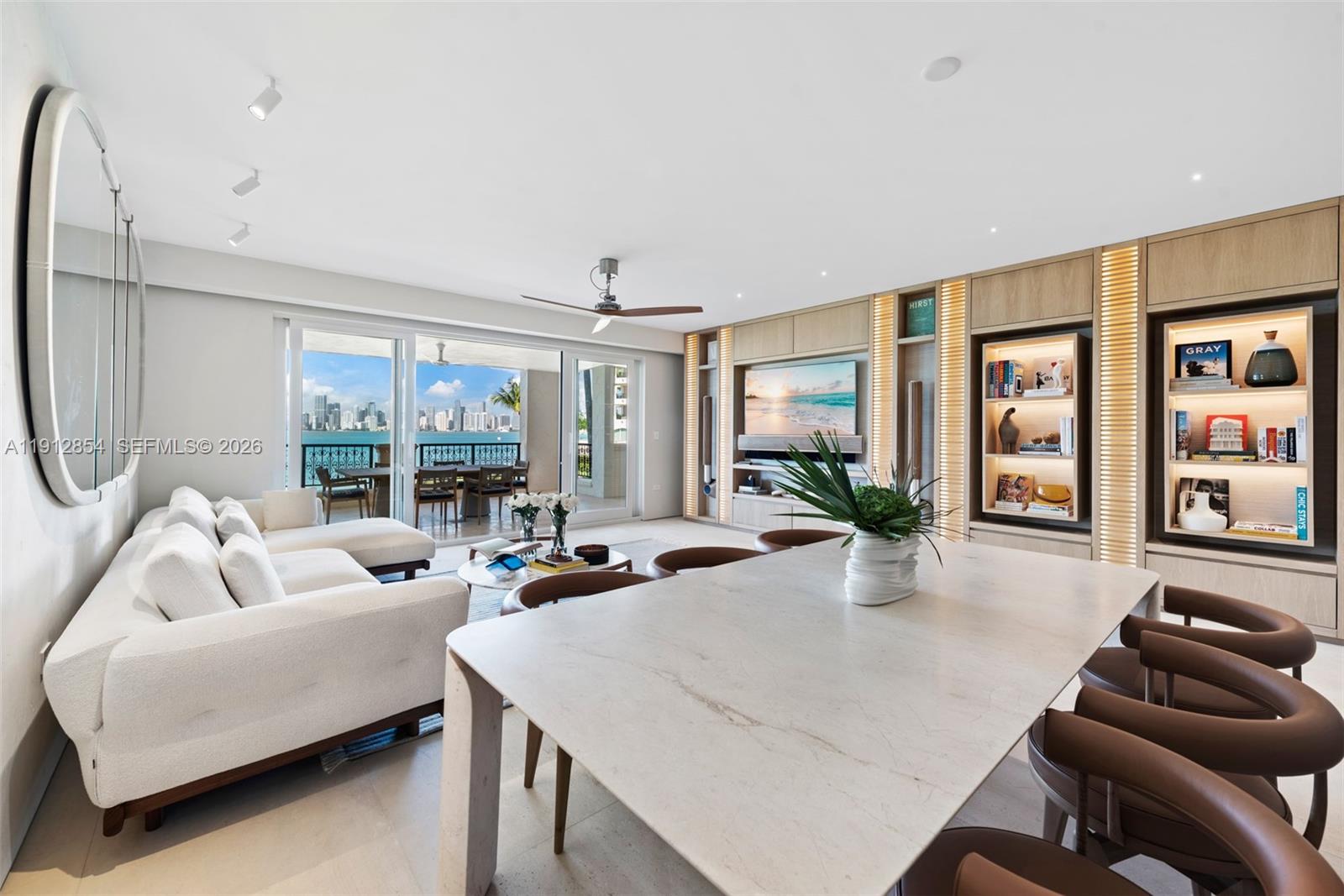 BAYVIEW AT FISHER ISL CON - Residential