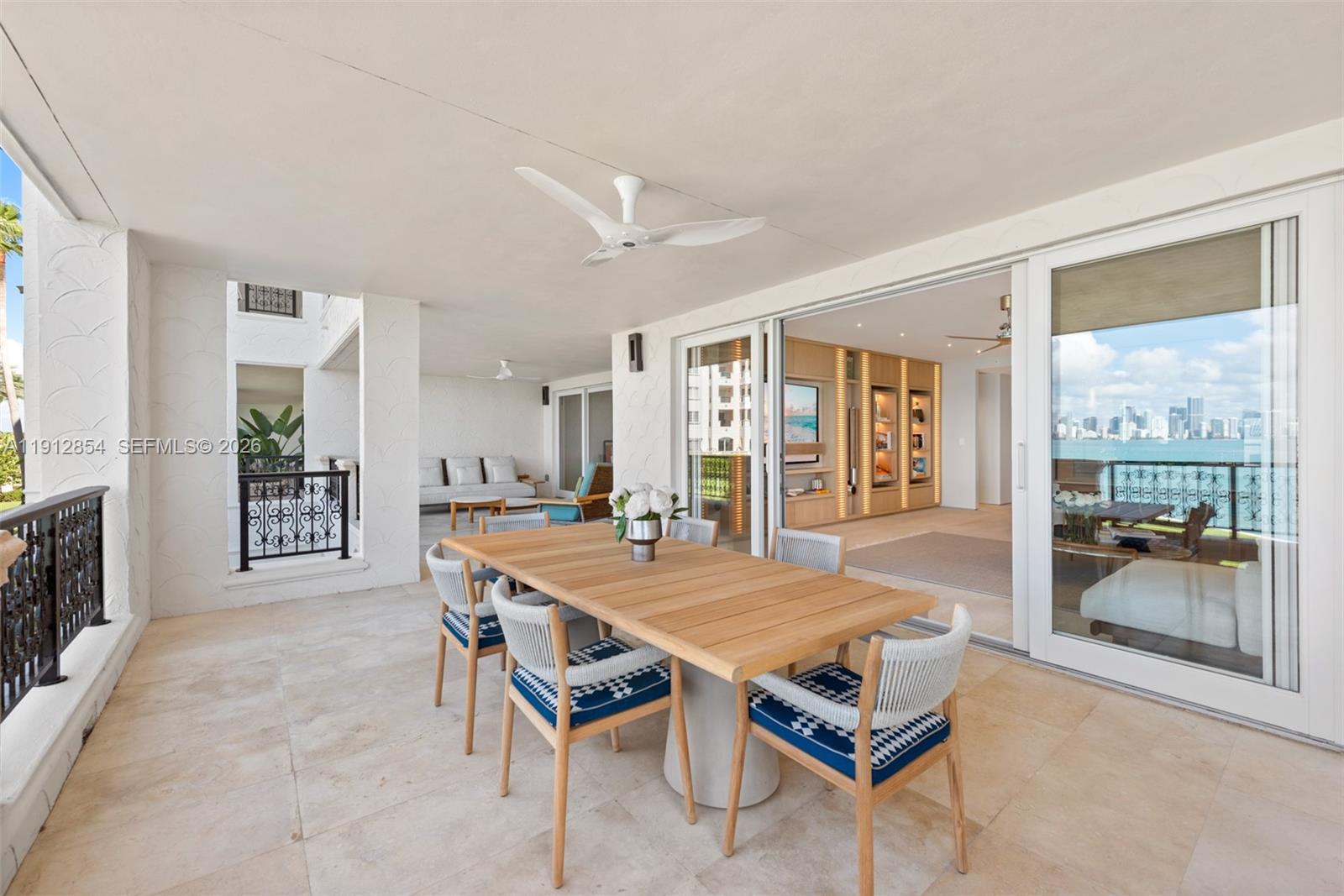 BAYVIEW AT FISHER ISL CON - Residential