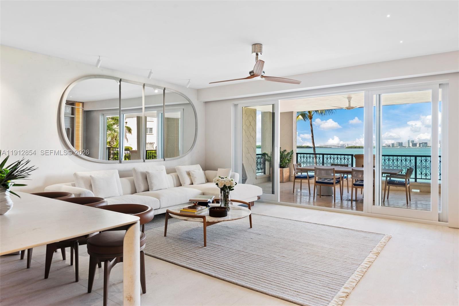 BAYVIEW AT FISHER ISL CON - Residential