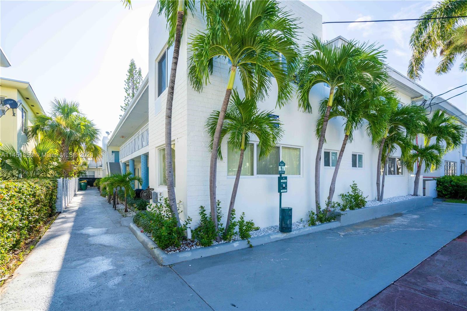 BYRON BEACH CONDO - Residential Lease