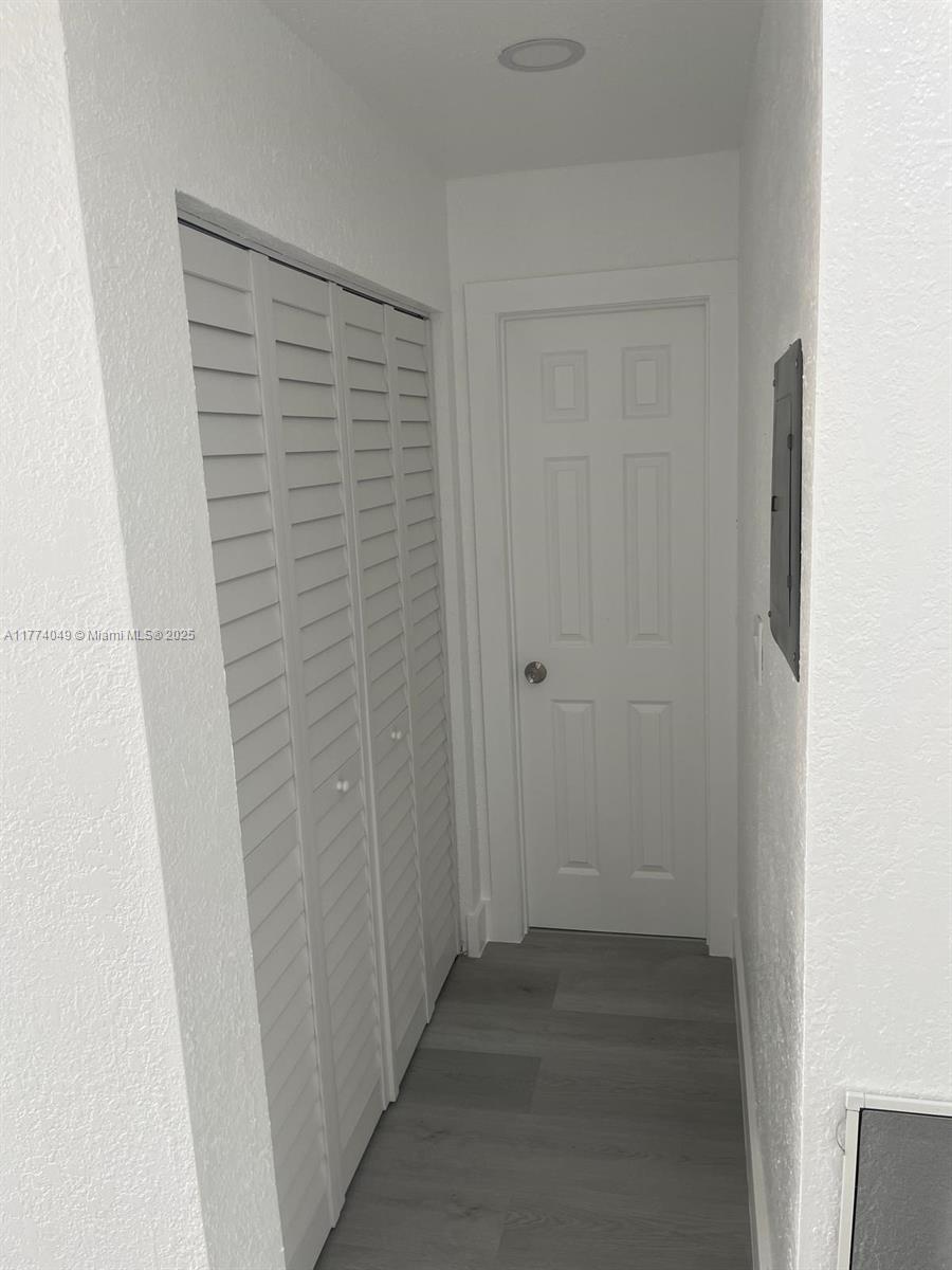 LES GARDENS - Residential Lease