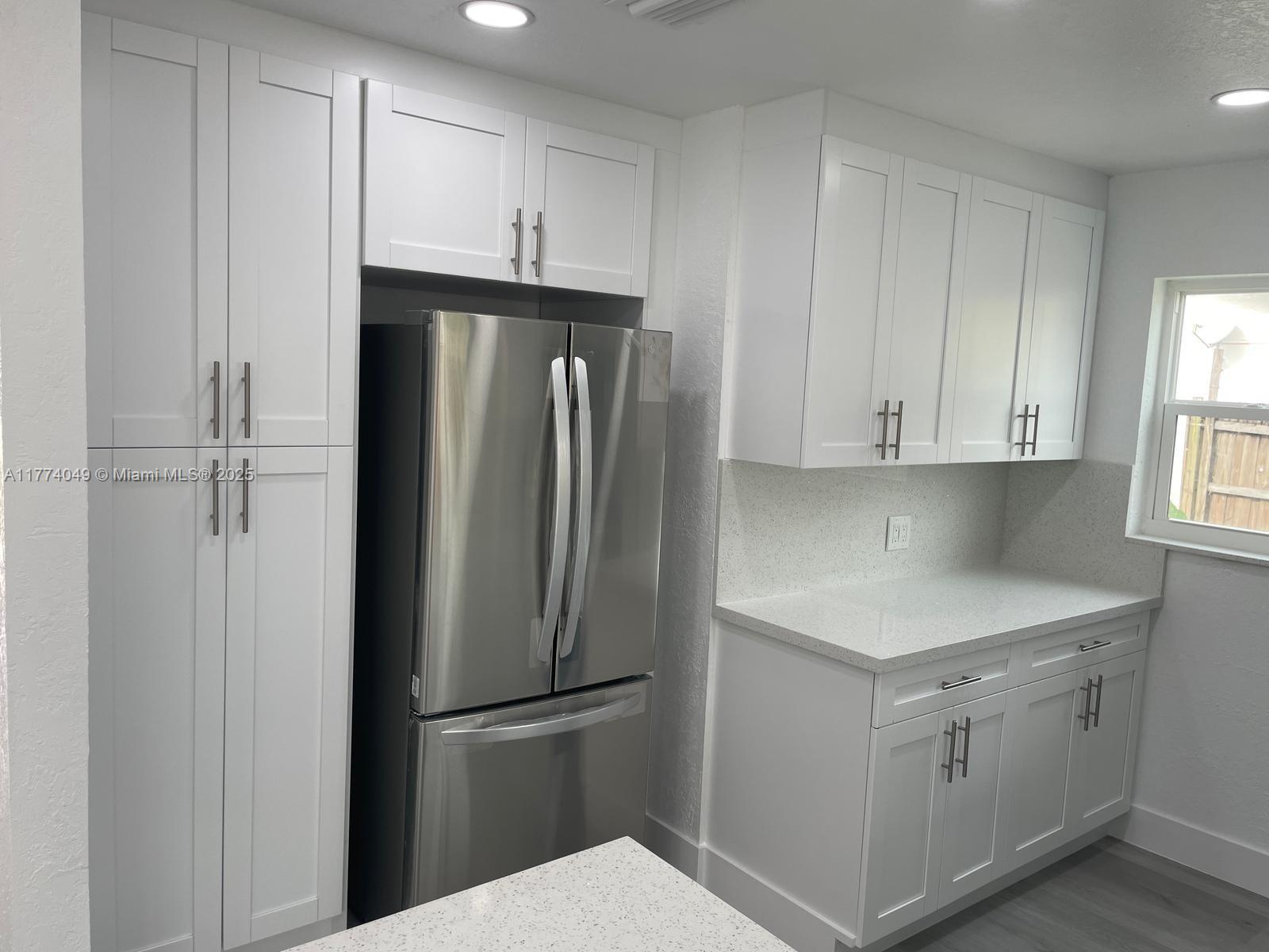 LES GARDENS - Residential Lease