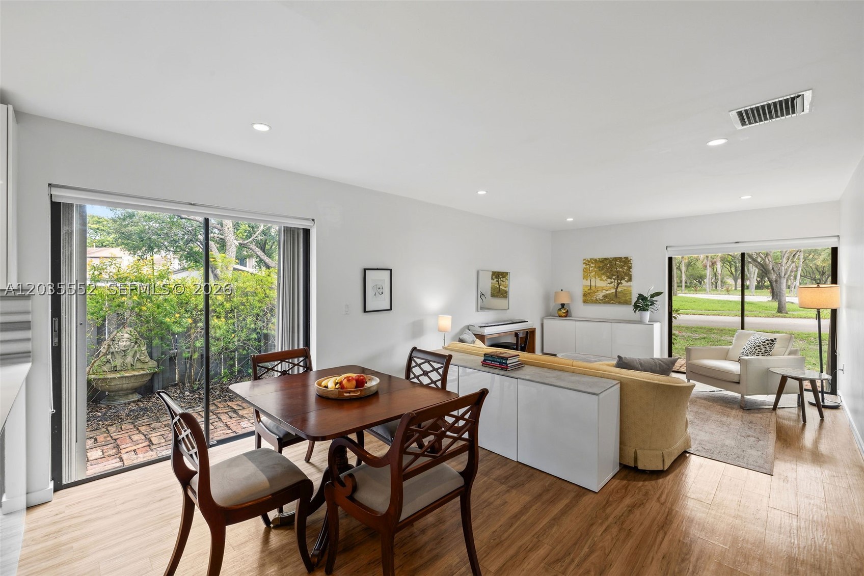 SABAL CHASE SEC 1 - Residential
