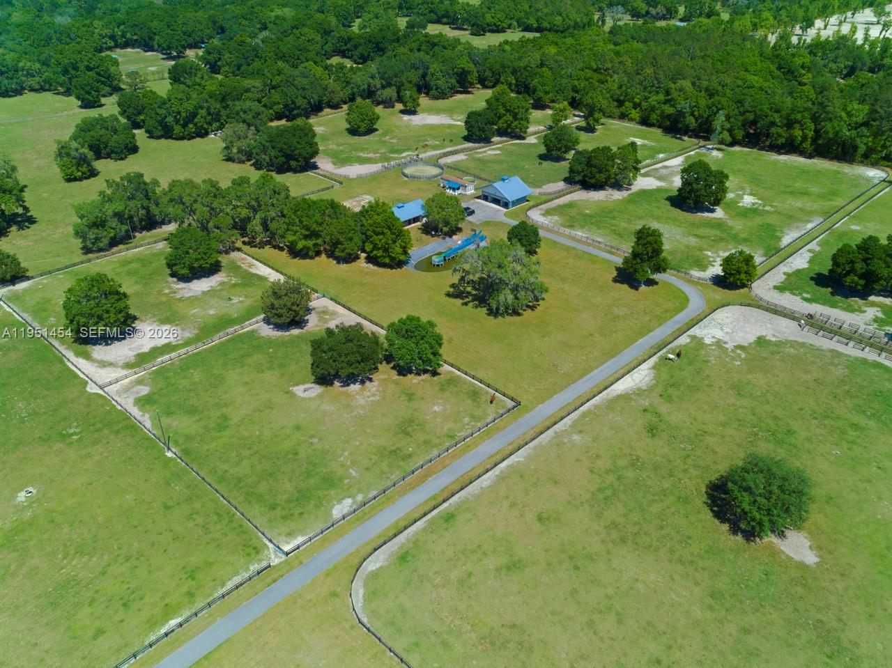 AG NONSUB - Land