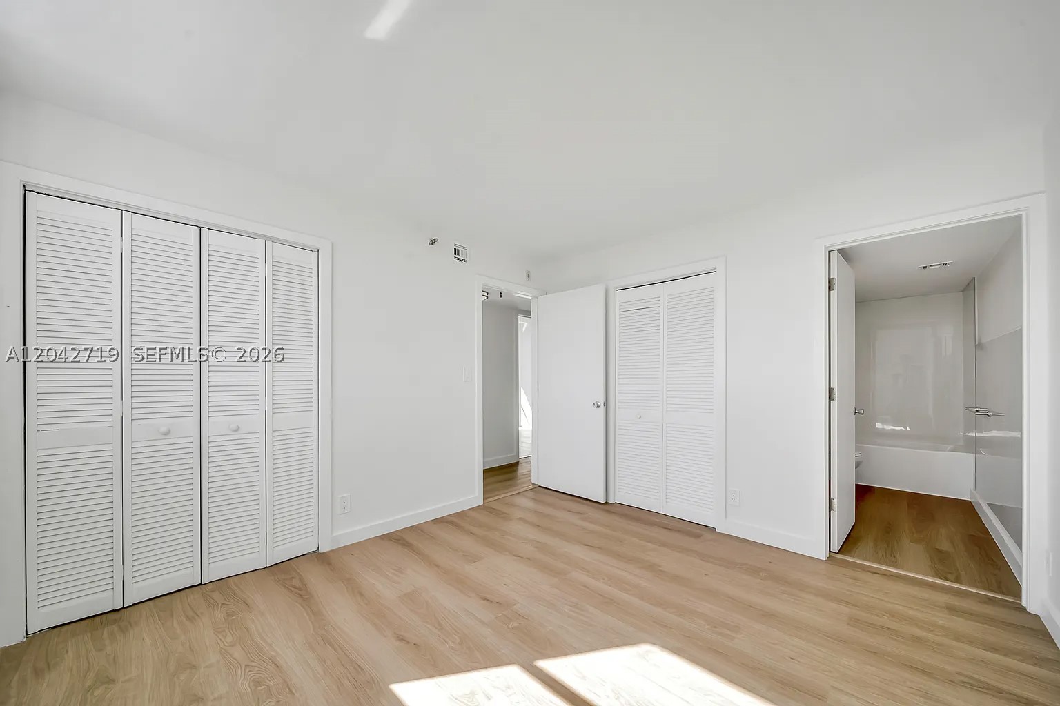 RIOPLAZA CONDOMINIUM NORT - Residential Lease
