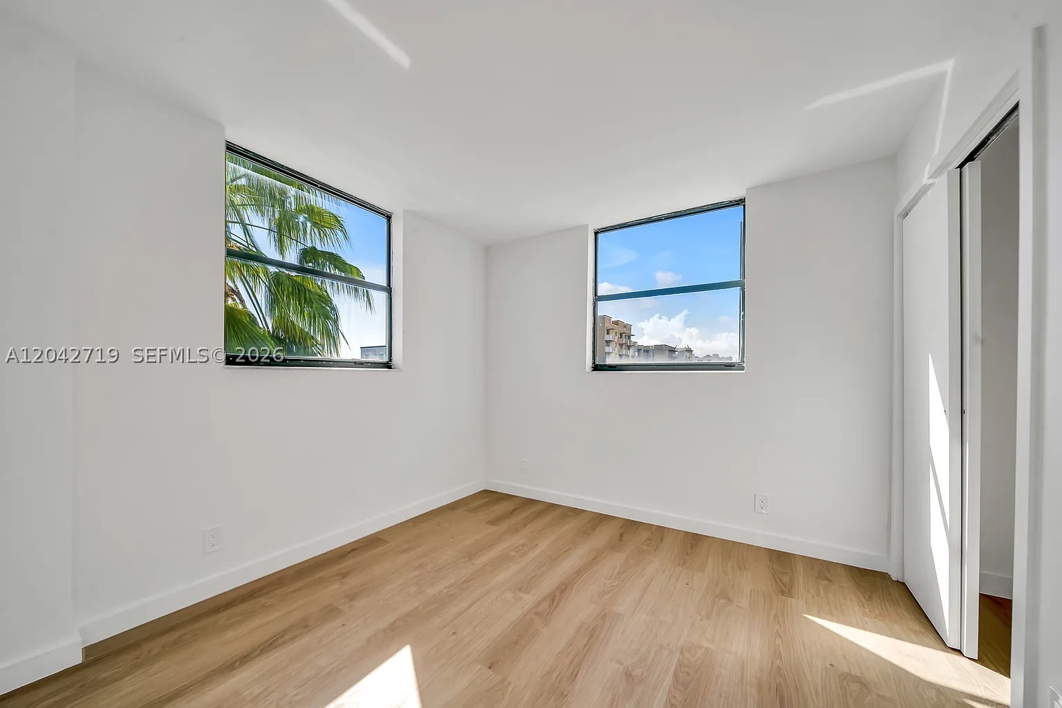 RIOPLAZA CONDOMINIUM NORT - Residential Lease