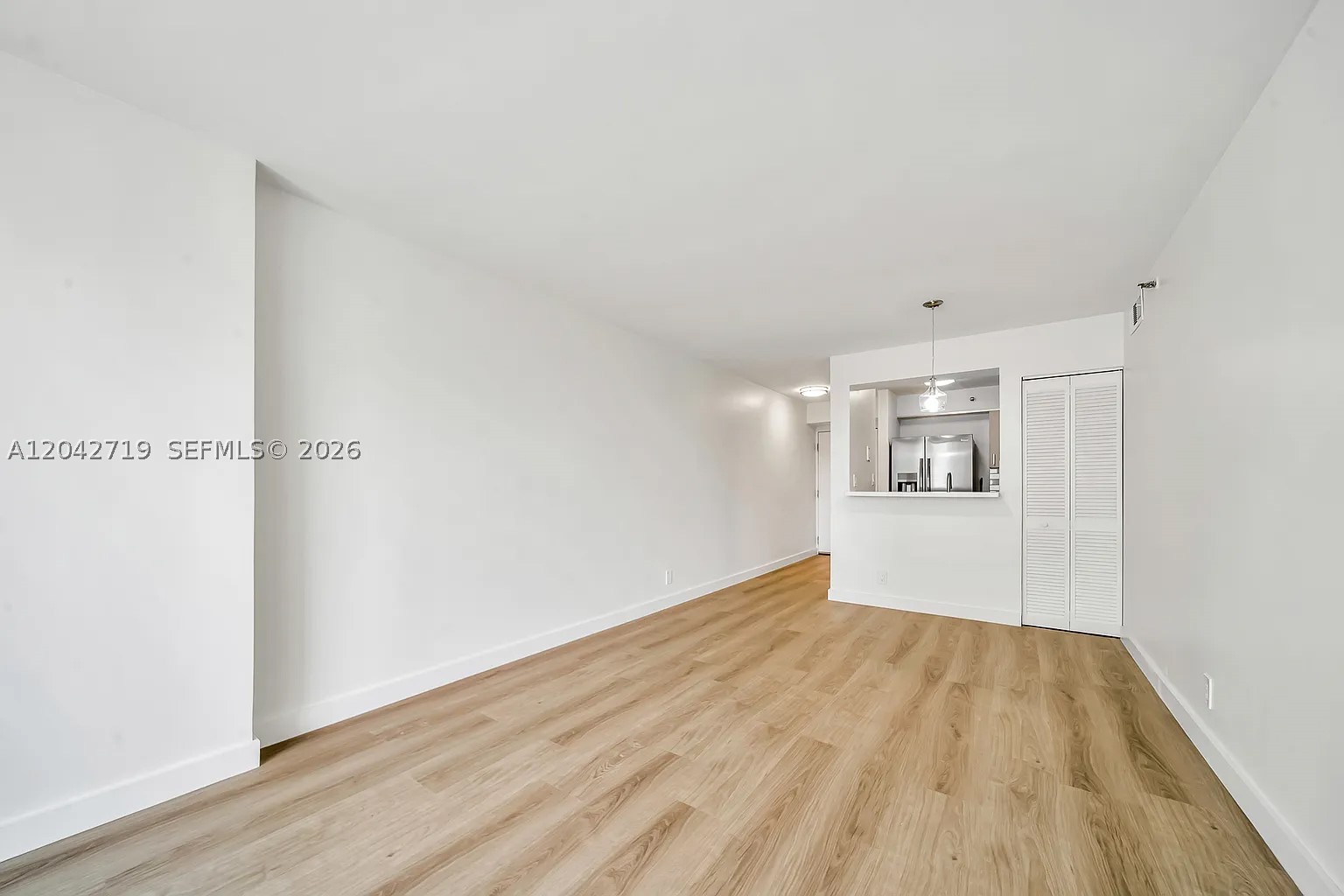 RIOPLAZA CONDOMINIUM NORT - Residential Lease