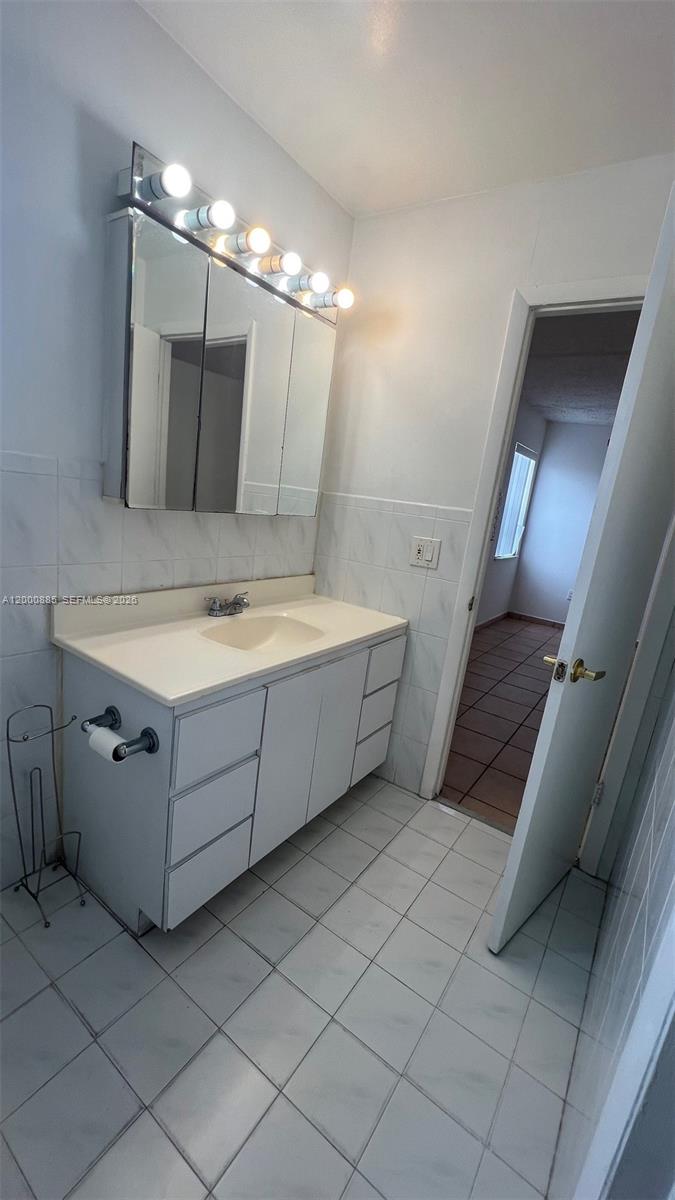 PALMETTO SPRINGS CONDO VI - Residential