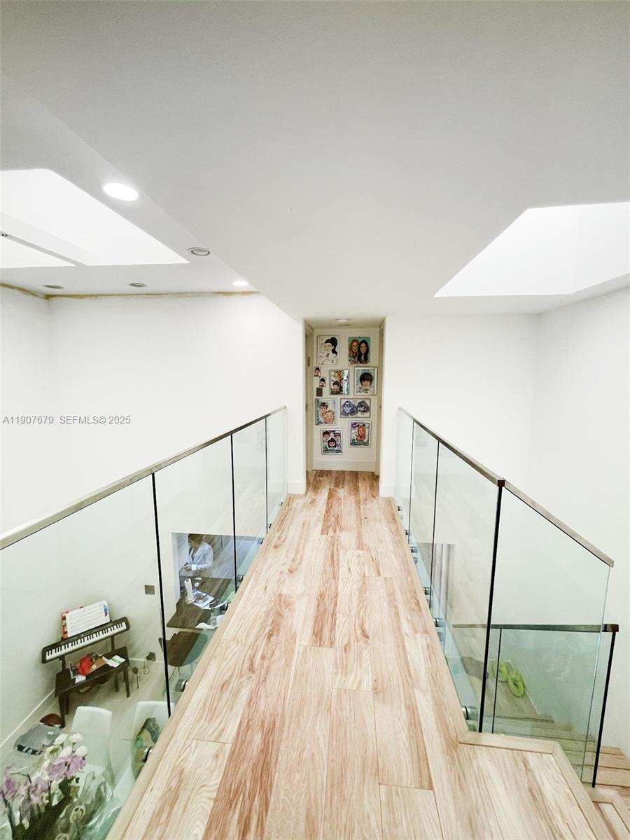 DELVISTA A CONDO - Residential