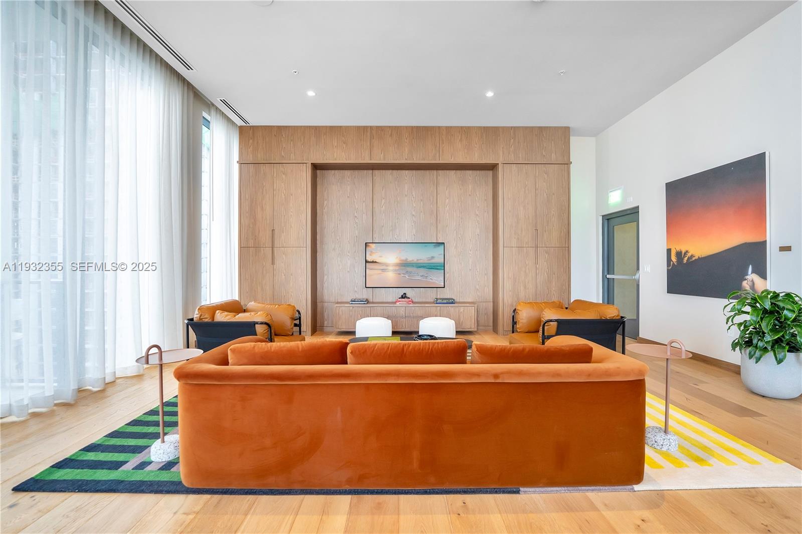 The Crosby - Residential