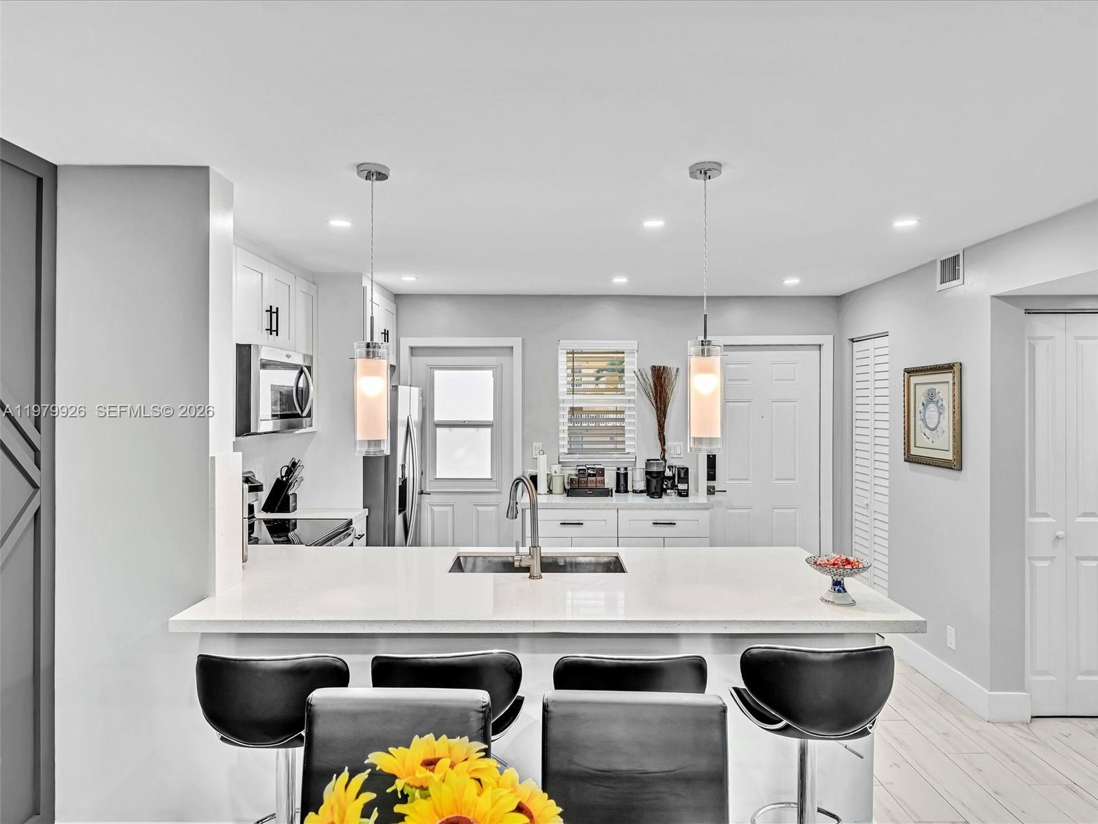 MEADOWBROOK TOWERS CONDO - Residential