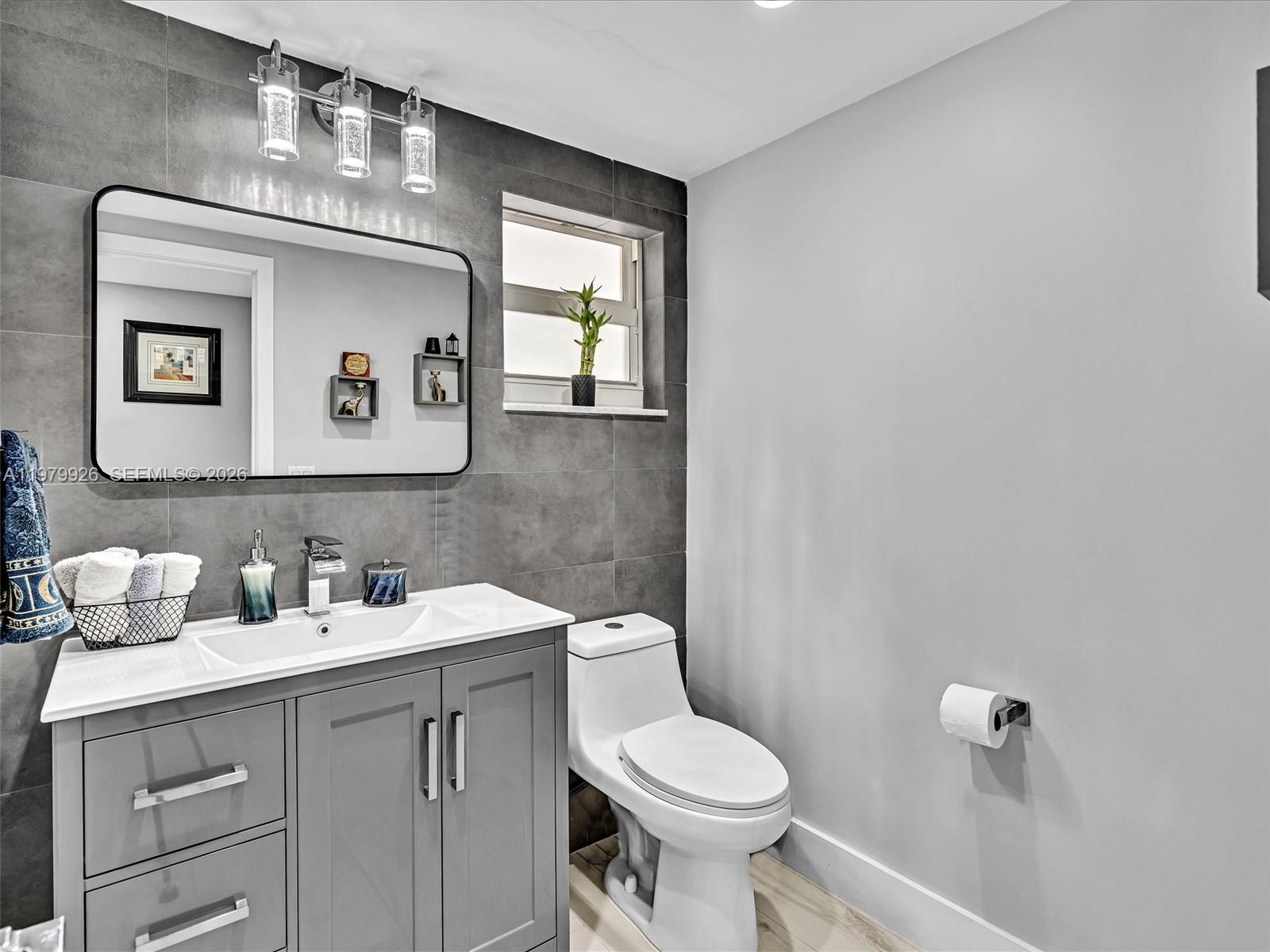 MEADOWBROOK TOWERS CONDO - Residential