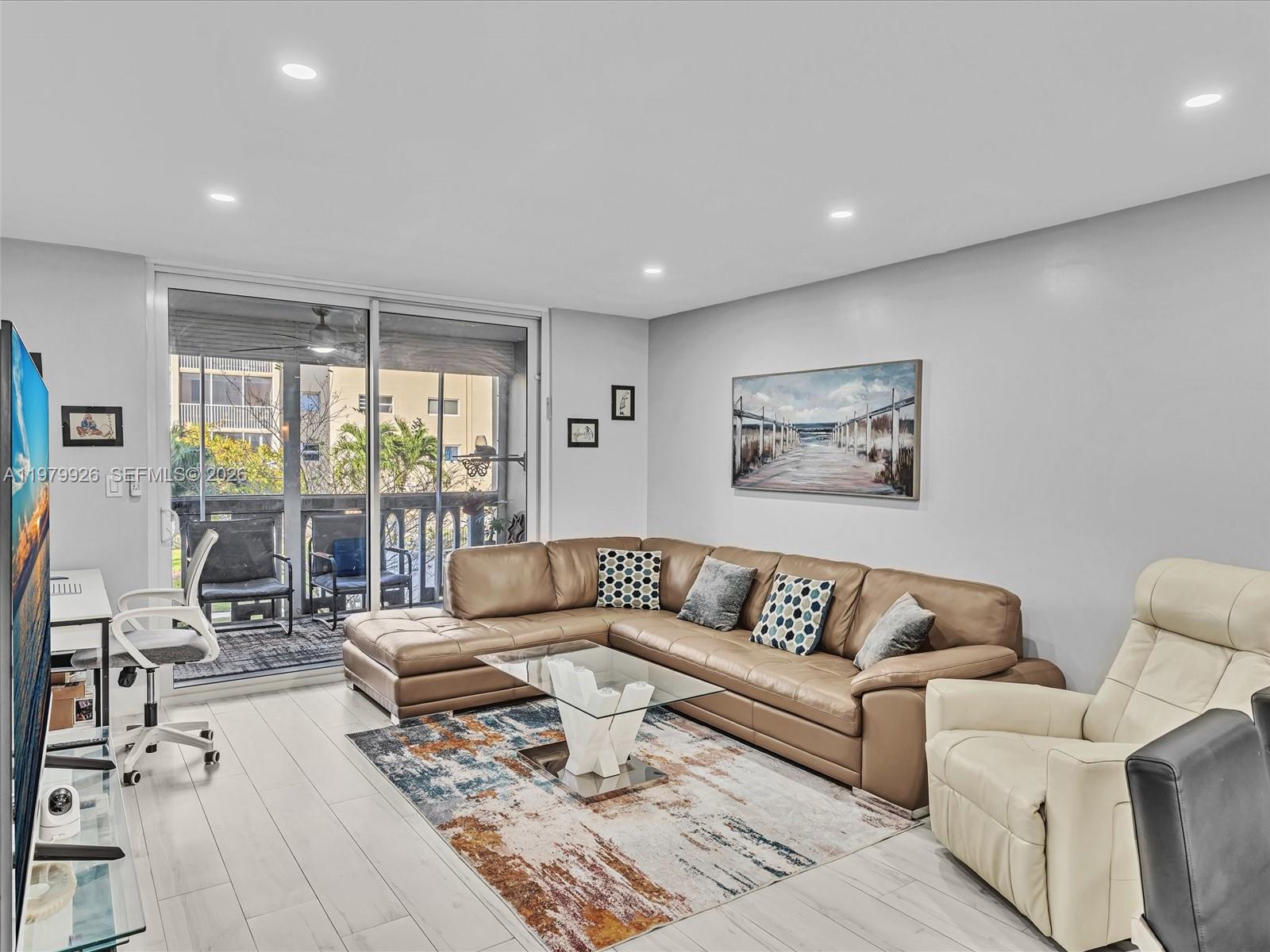 MEADOWBROOK TOWERS CONDO - Residential