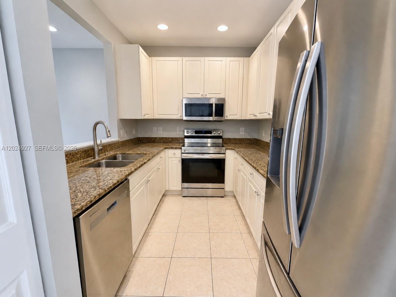 FOXFORD TRAILS - Residential