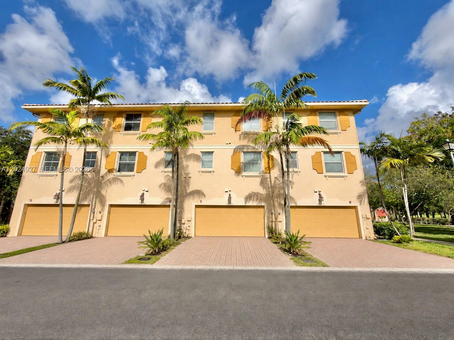 FOXFORD TRAILS - Residential
