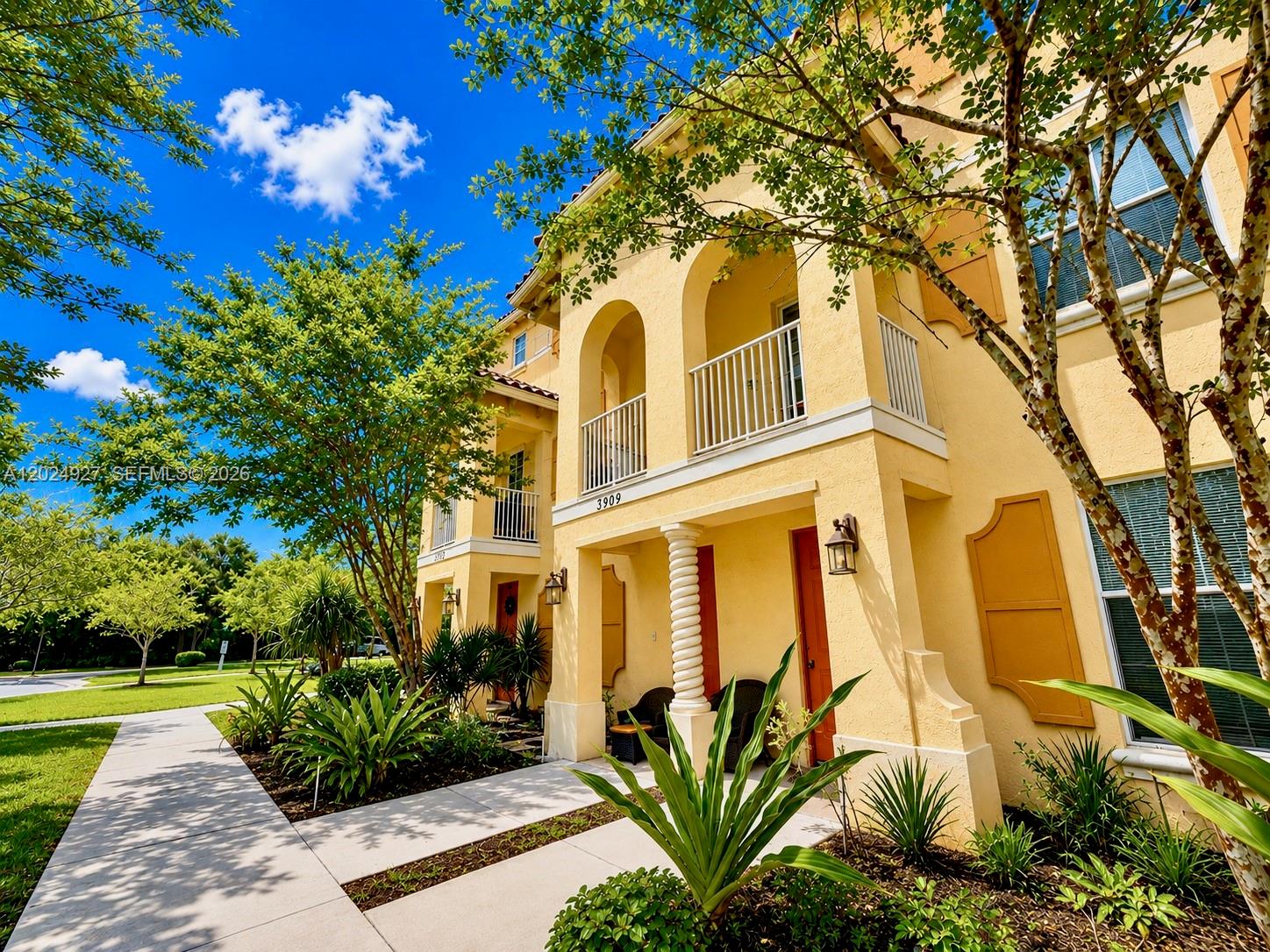 FOXFORD TRAILS - Residential