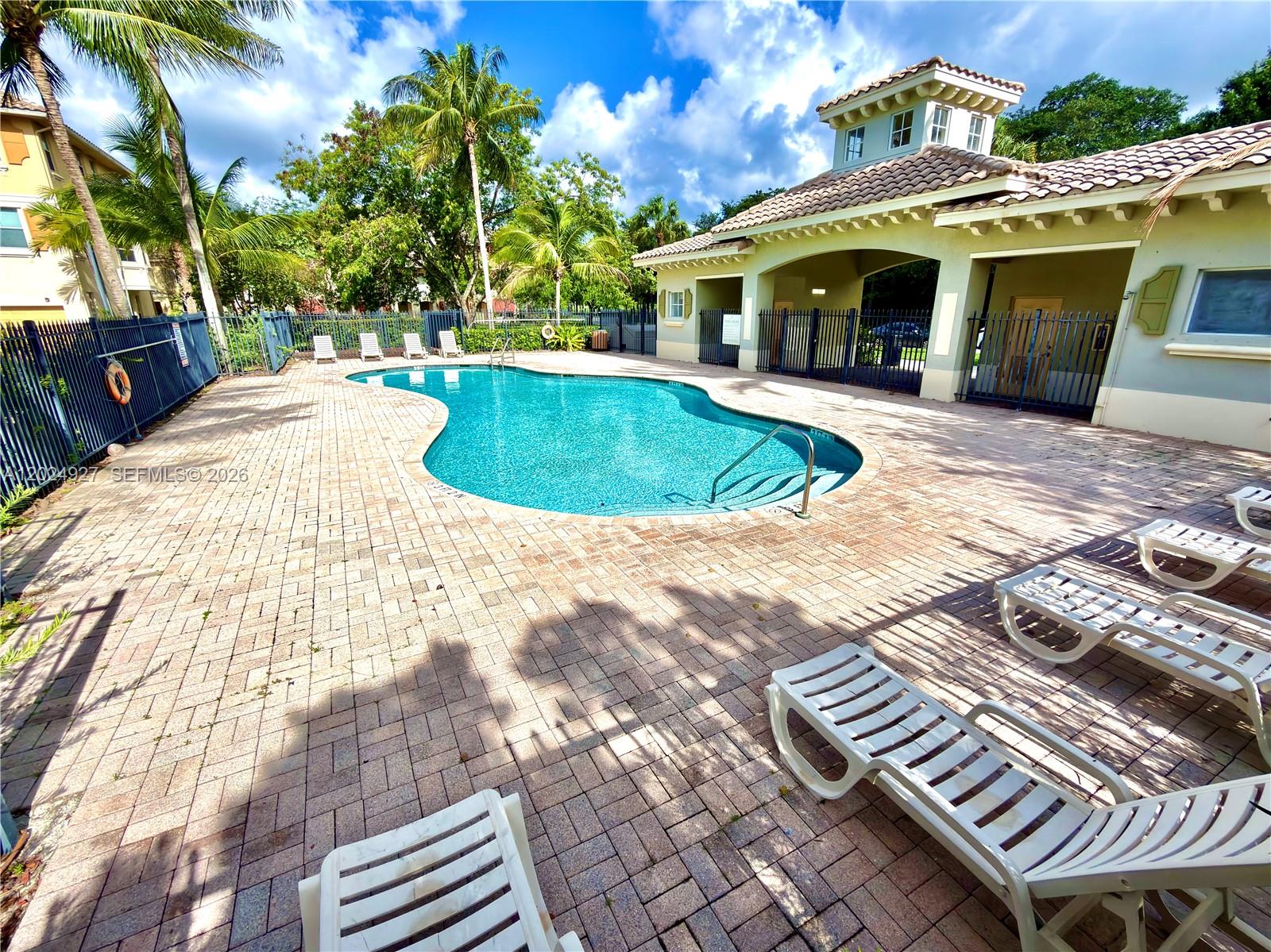 FOXFORD TRAILS - Residential