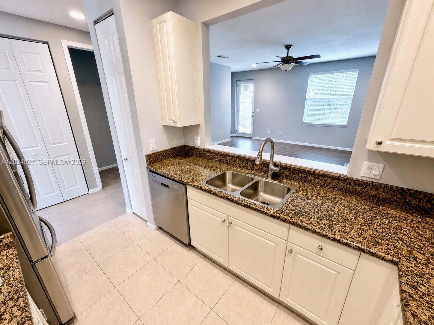 FOXFORD TRAILS - Residential