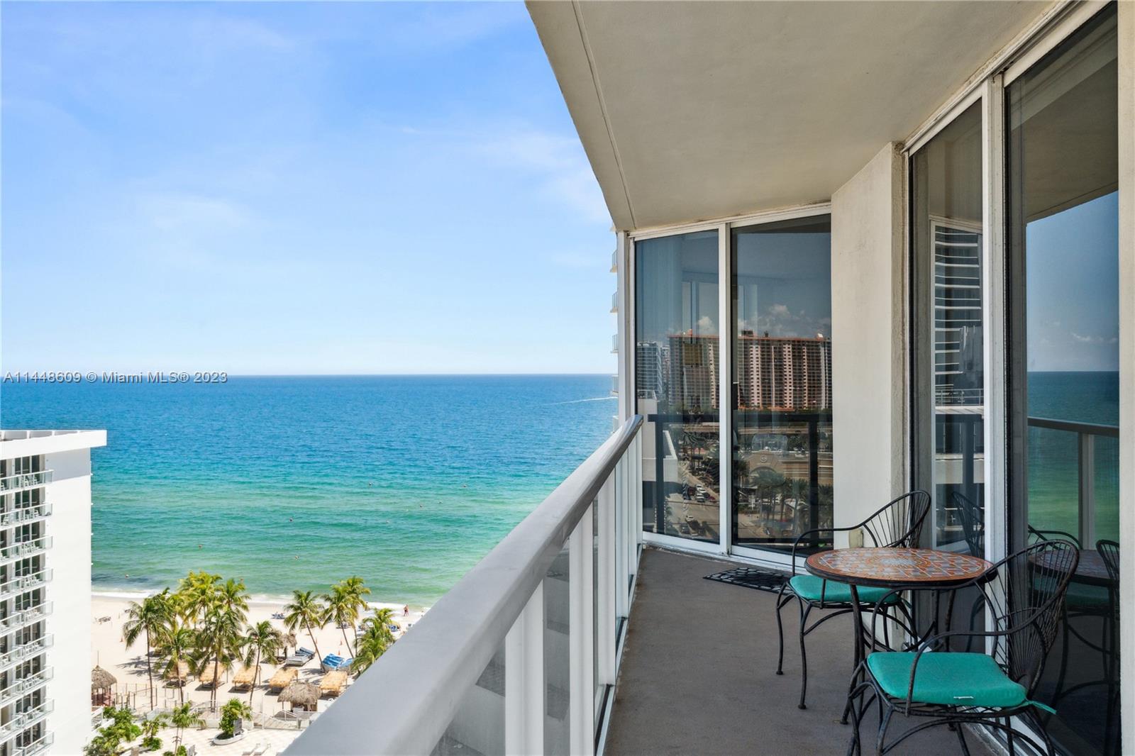 LA PERLA CONDO - Residential Lease