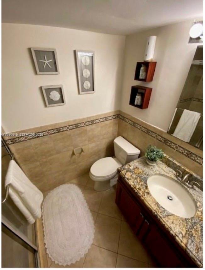 CATAMARAN LL CONDOMINIUM - Residential