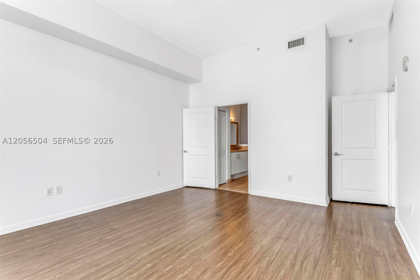 360 CONDO A - Residential