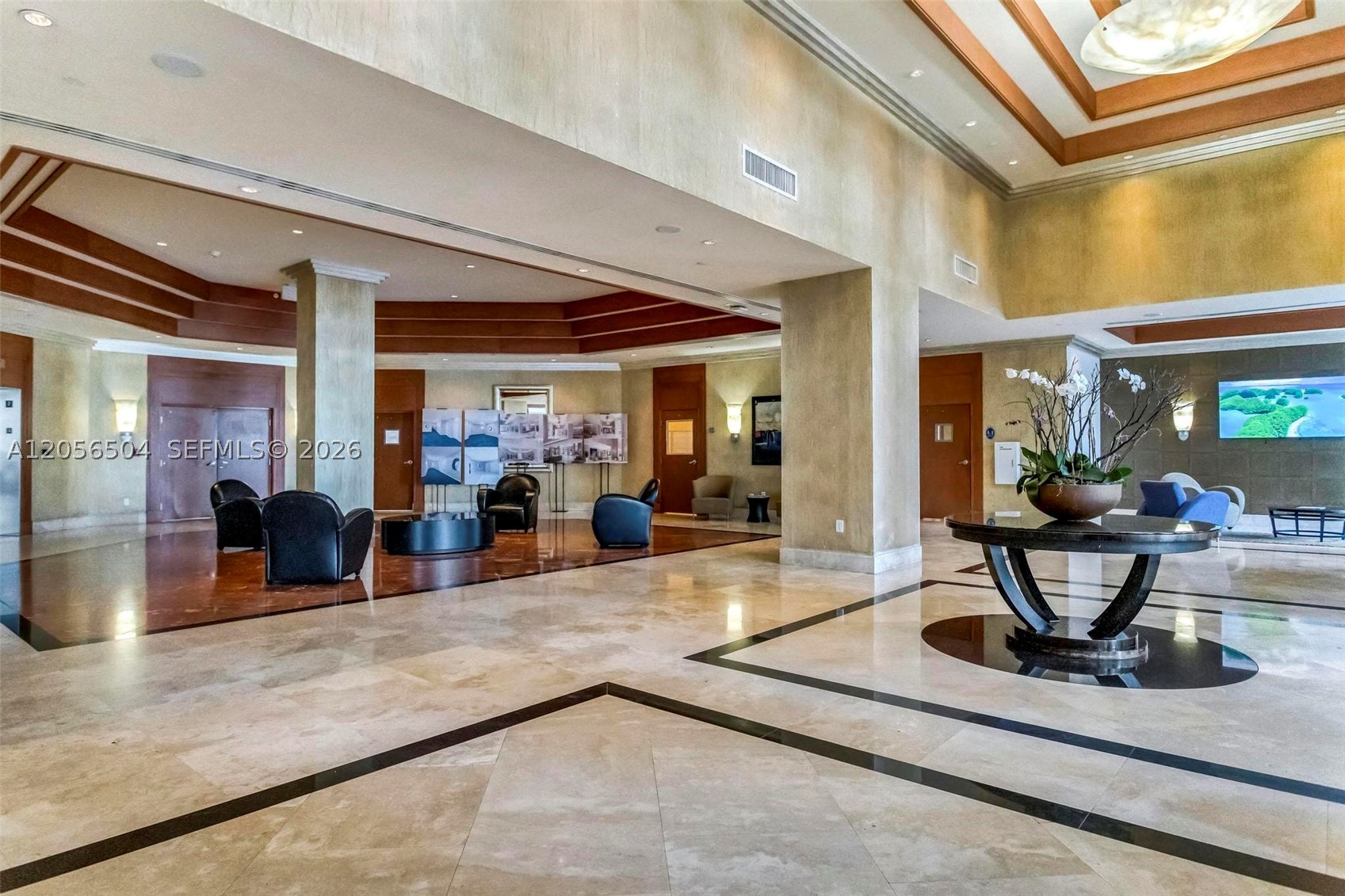 360 CONDO A - Residential