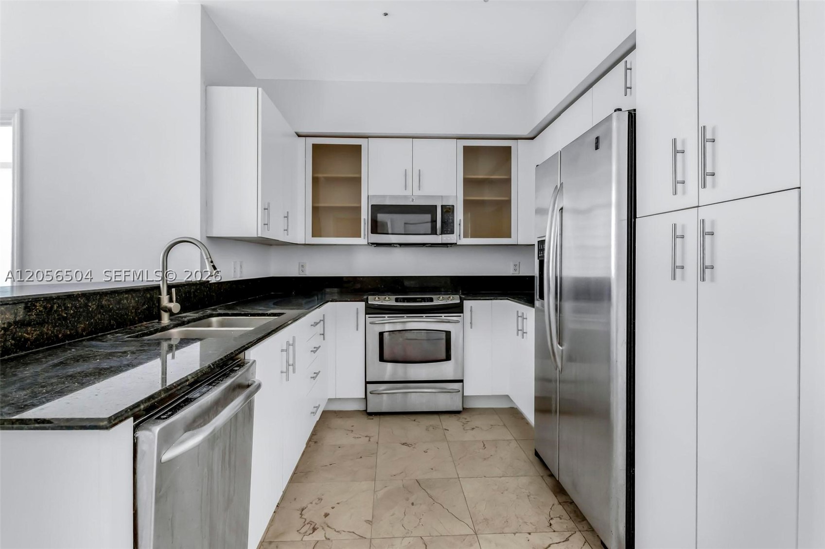 360 CONDO A - Residential