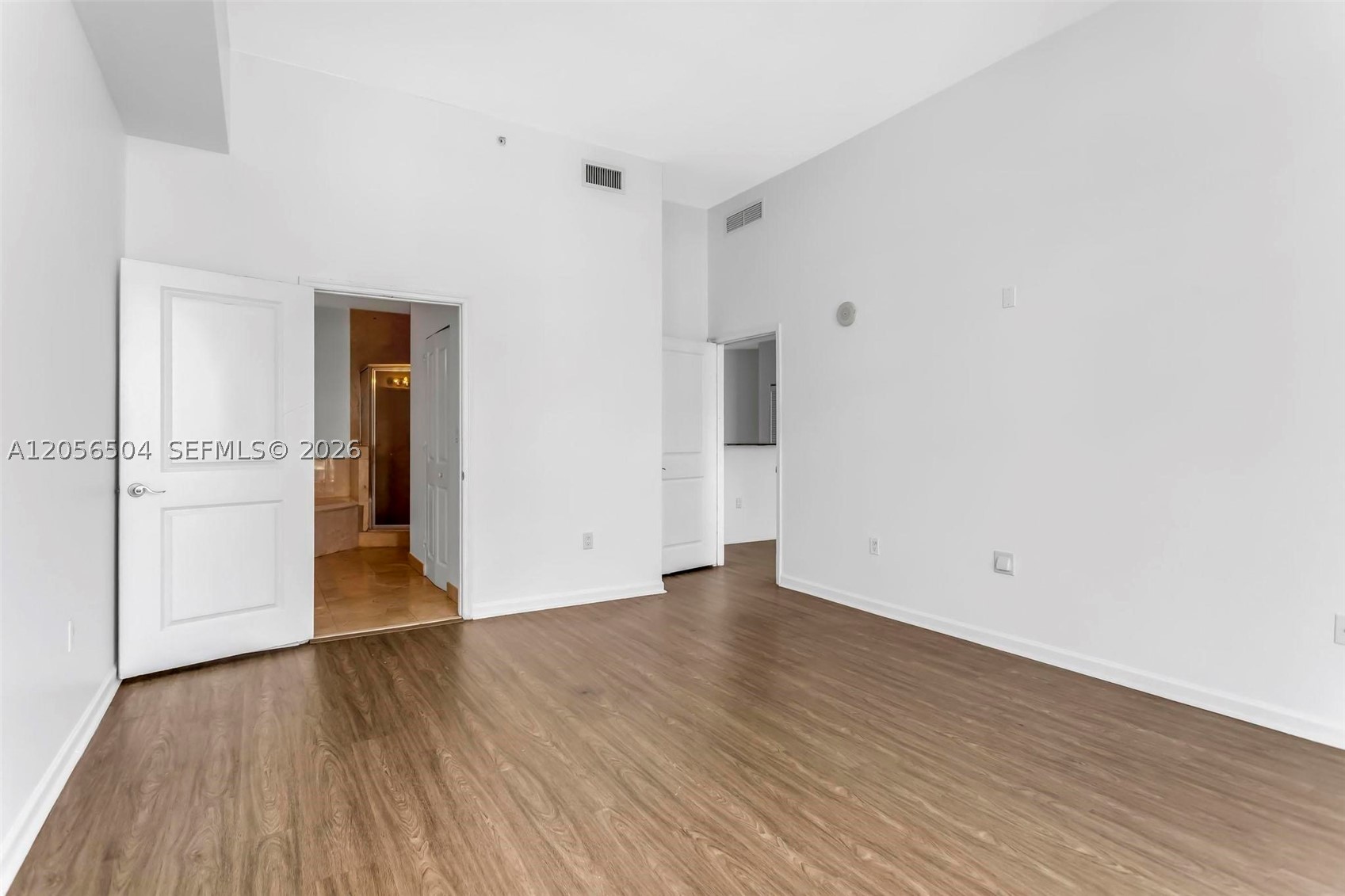 360 CONDO A - Residential