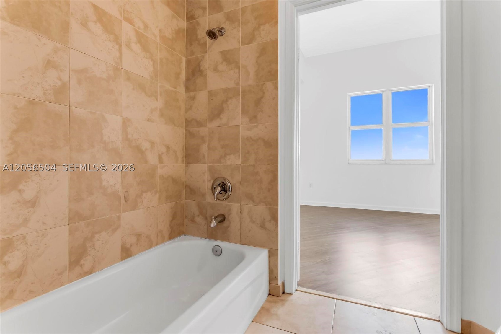 360 CONDO A - Residential