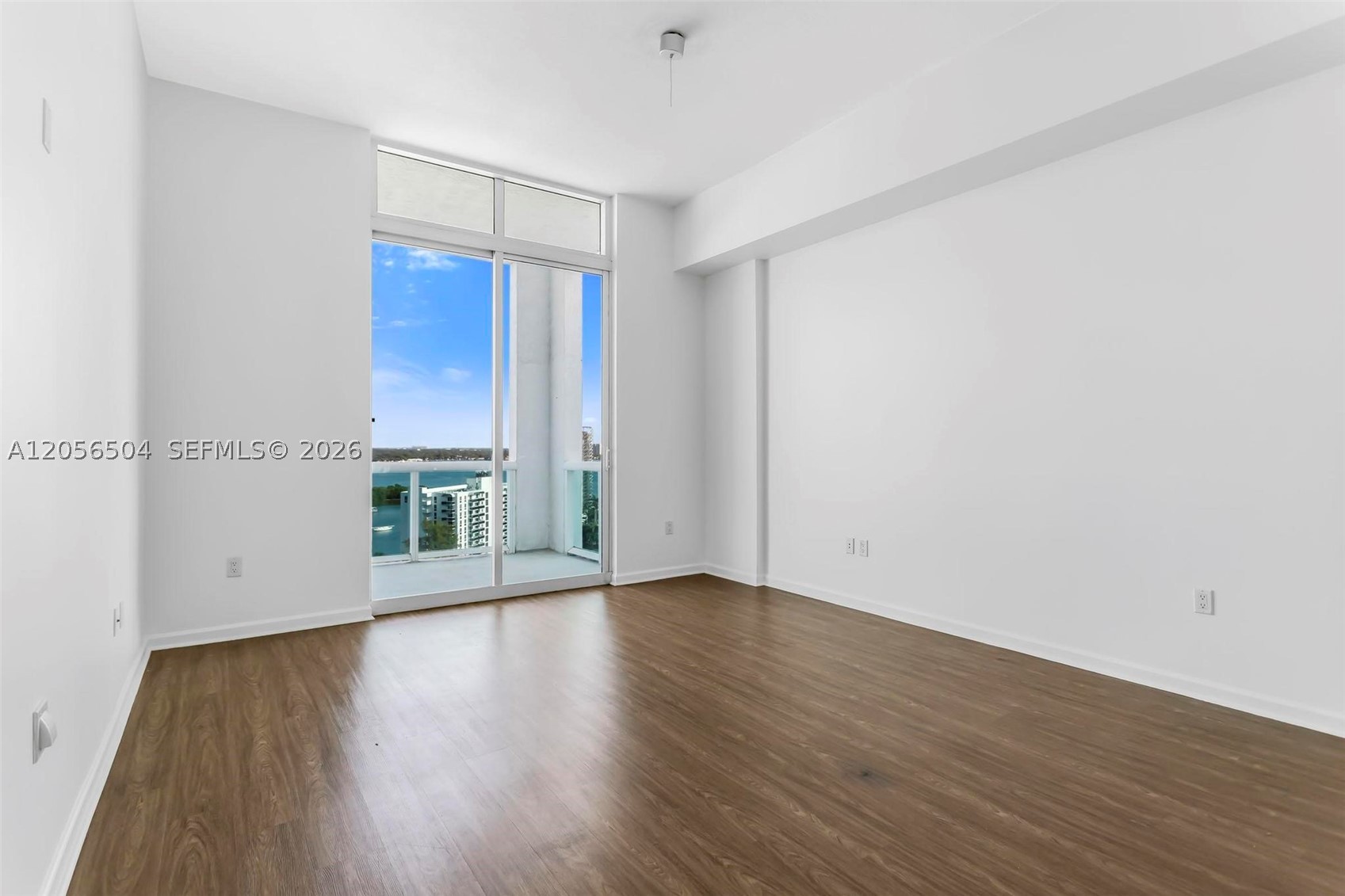 360 CONDO A - Residential