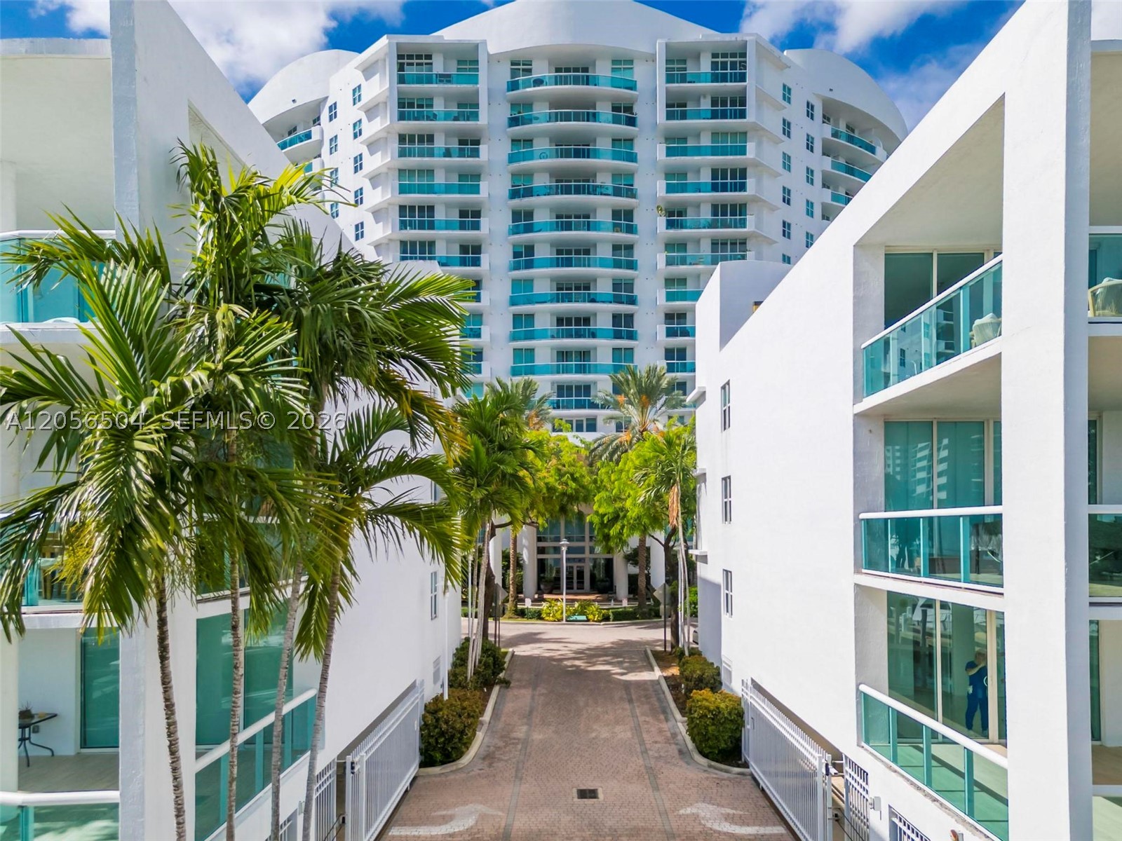 360 CONDO A - Residential