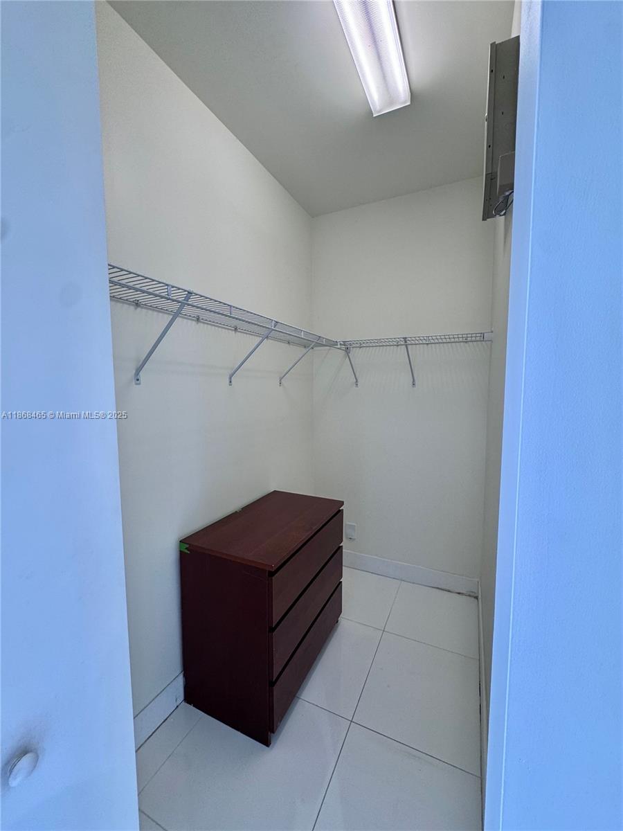 LANDMARK AT DORAL - Residential Lease